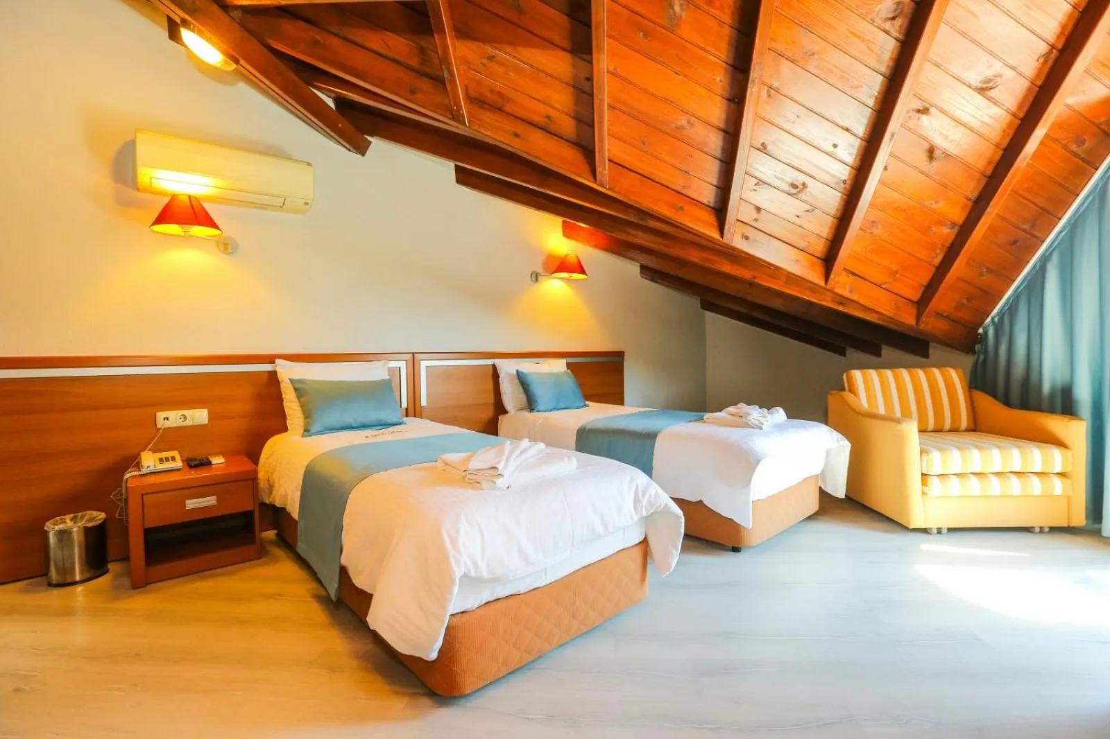 Bed in Gocek Unlu Hotel