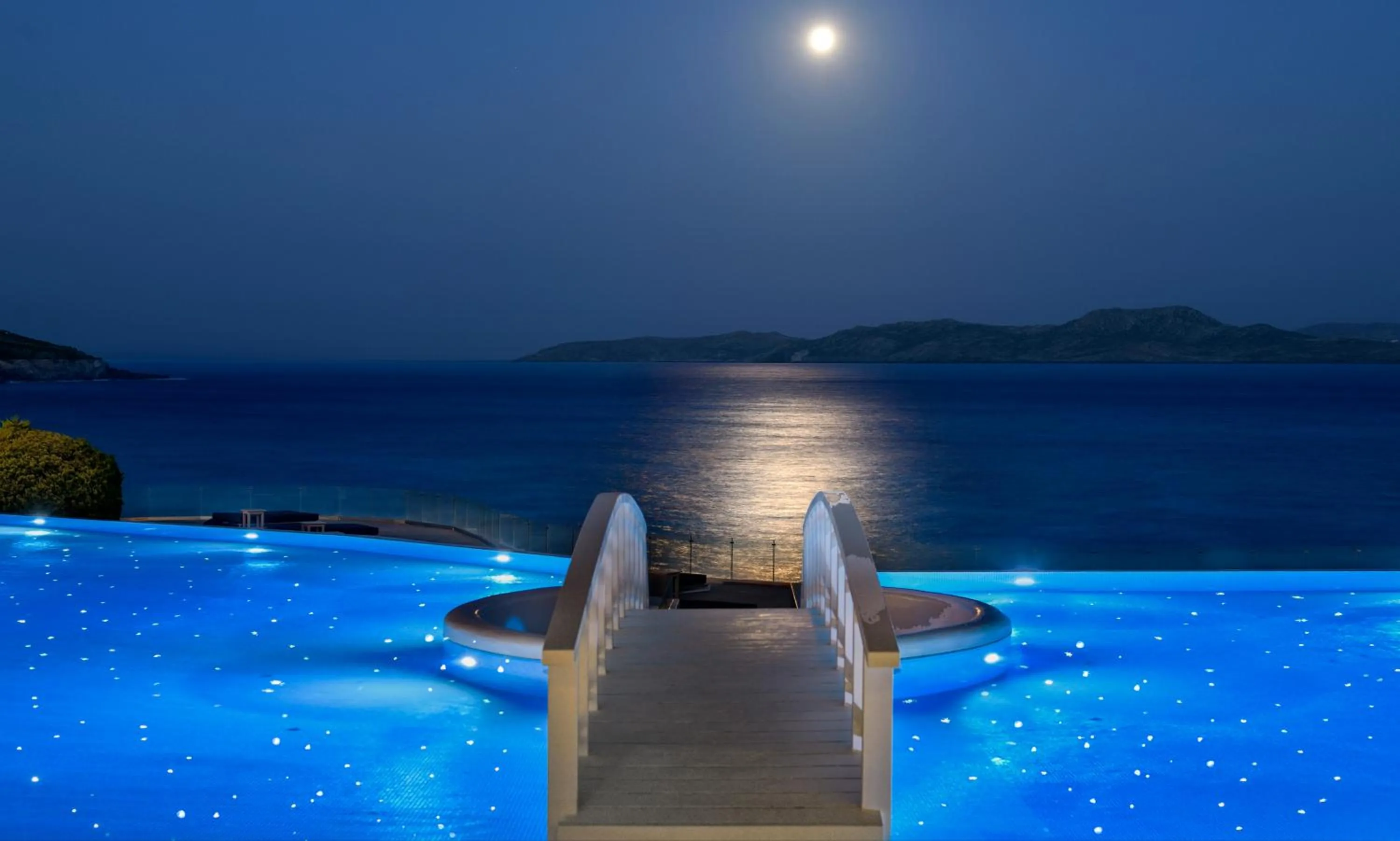 Swimming pool in Saint John Hotel Villas & Spa