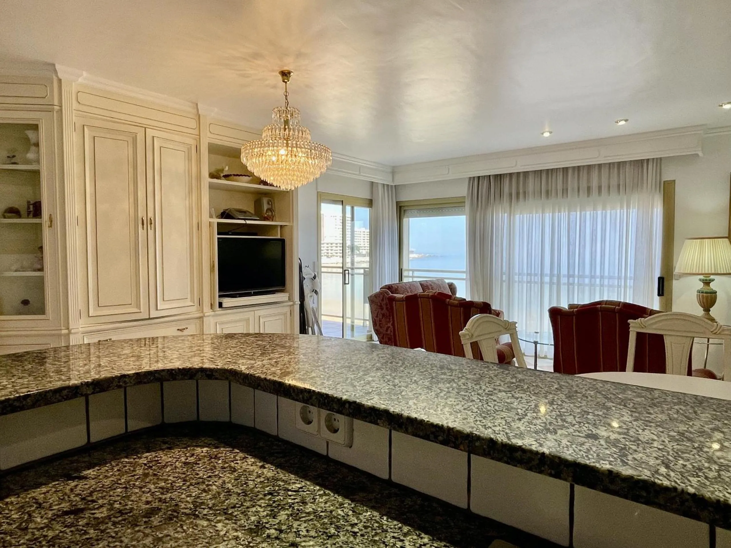 Communal lounge/ TV room in Margarida