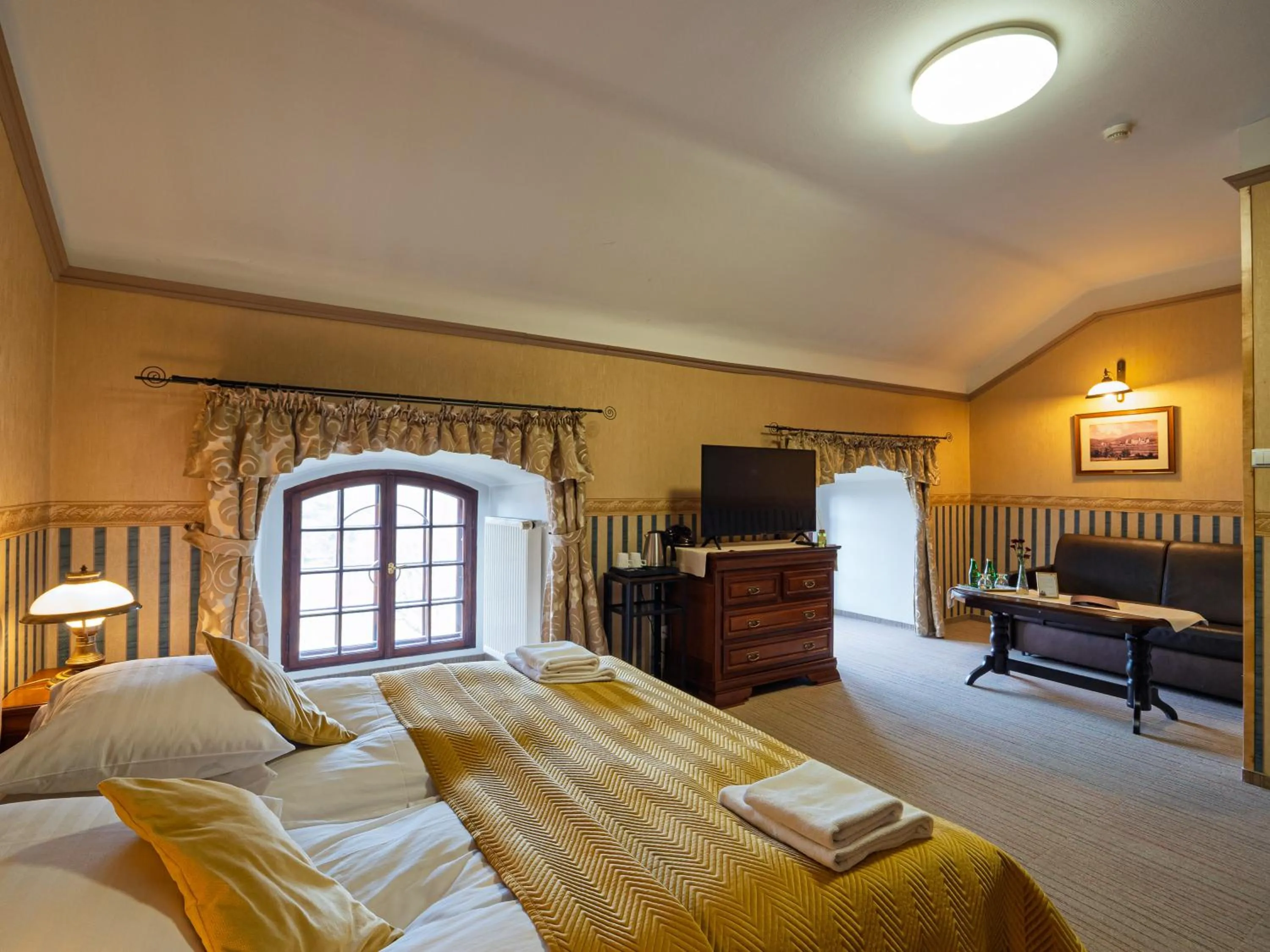 Photo of the whole room, Bed in Zamek w Krasiczynie