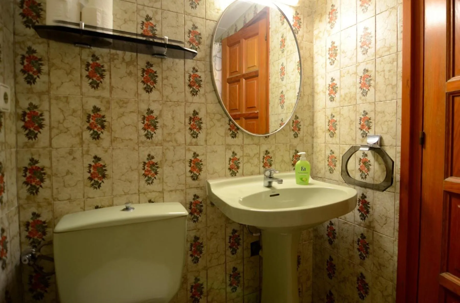 Bathroom in Puig Sureda 13 1C