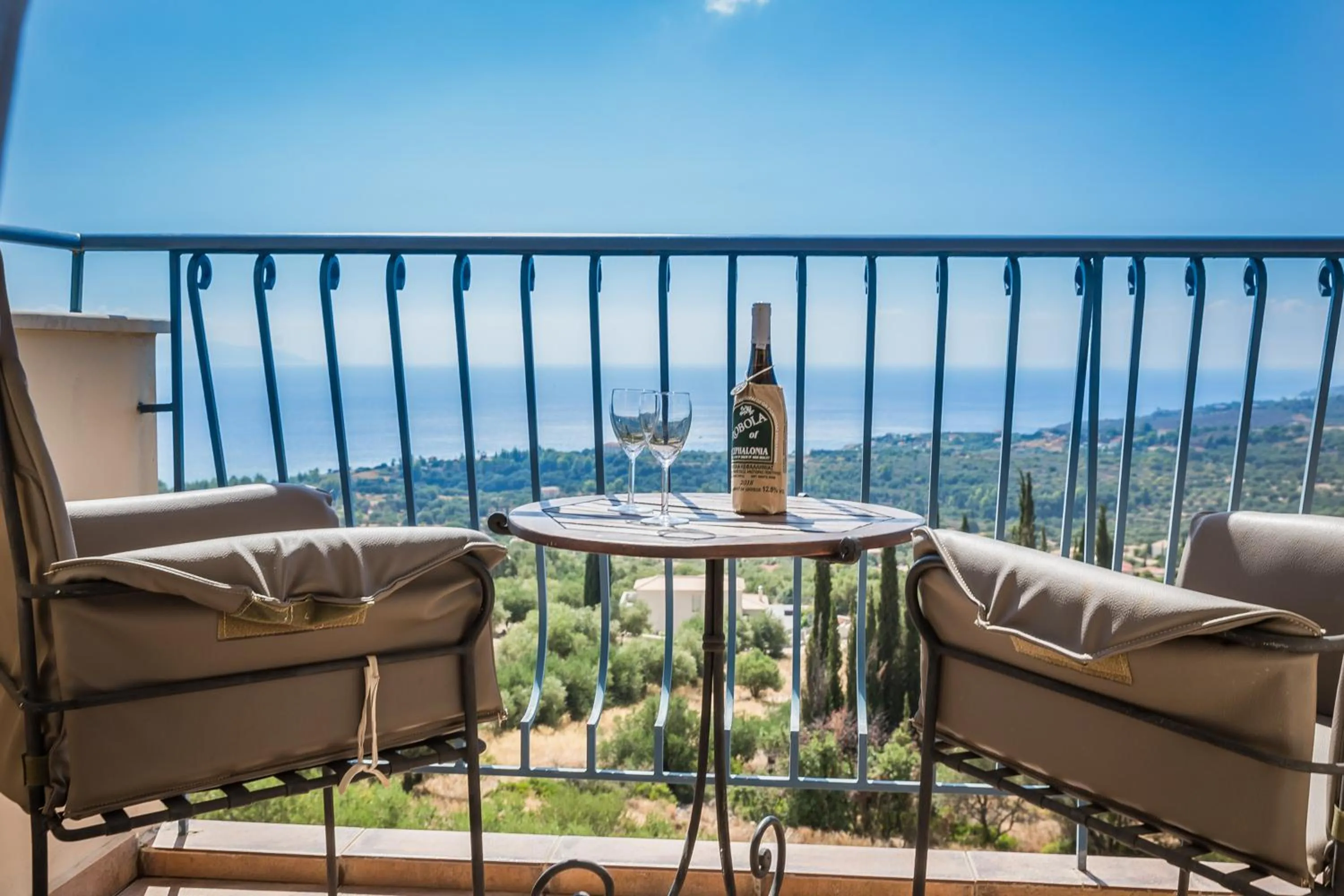 Sea view in Diana Studios