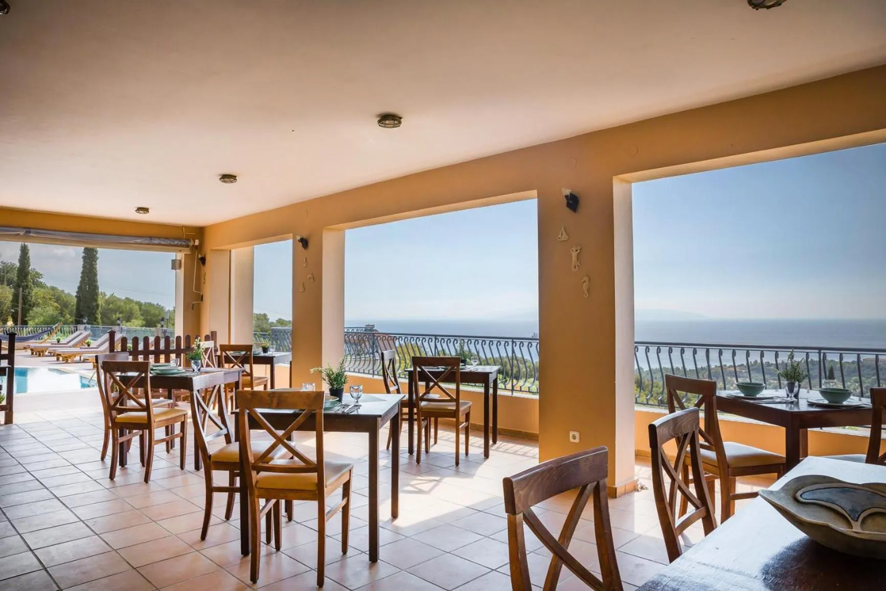 Restaurant/places to eat in Diana Studios