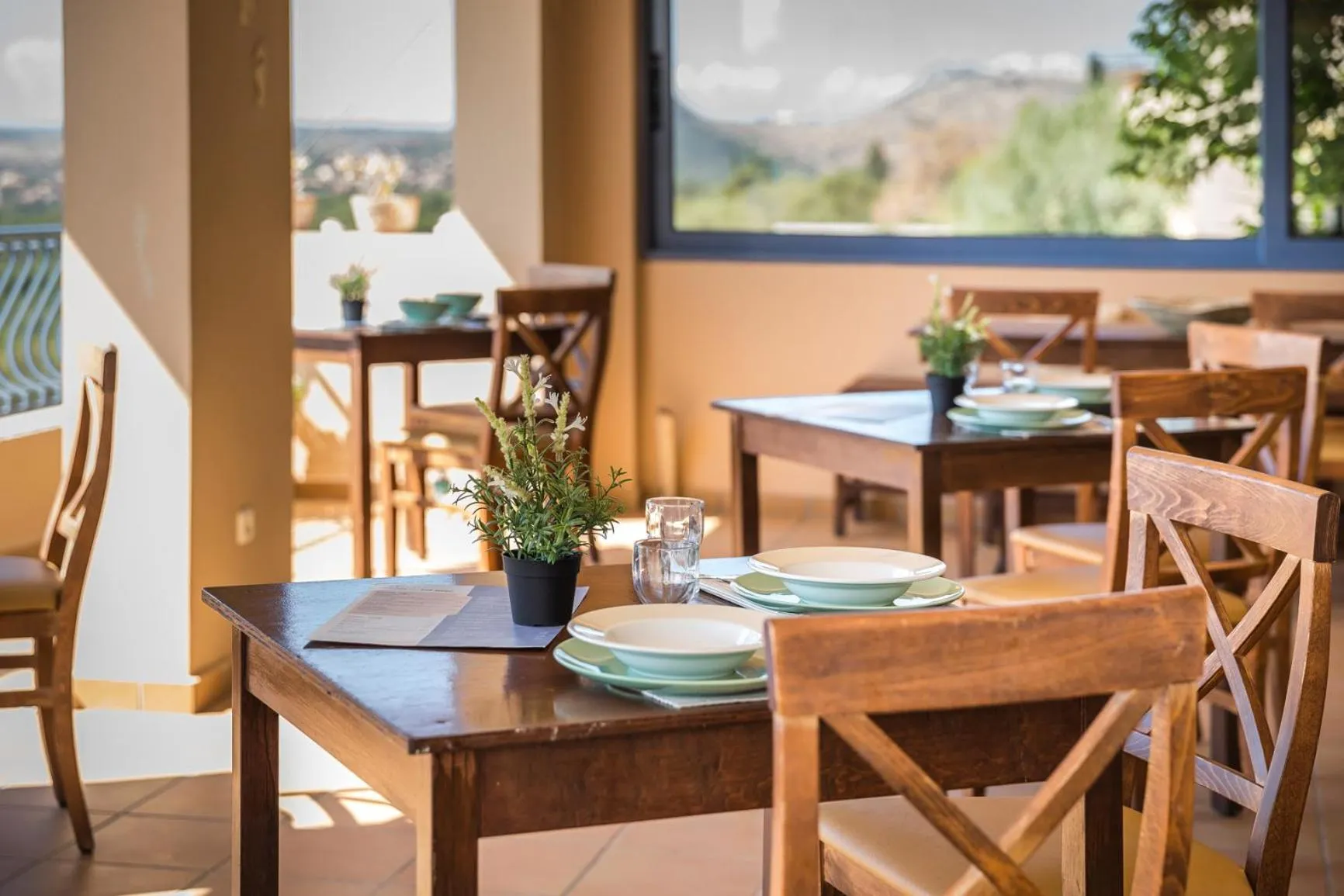 Restaurant/places to eat in Diana Studios