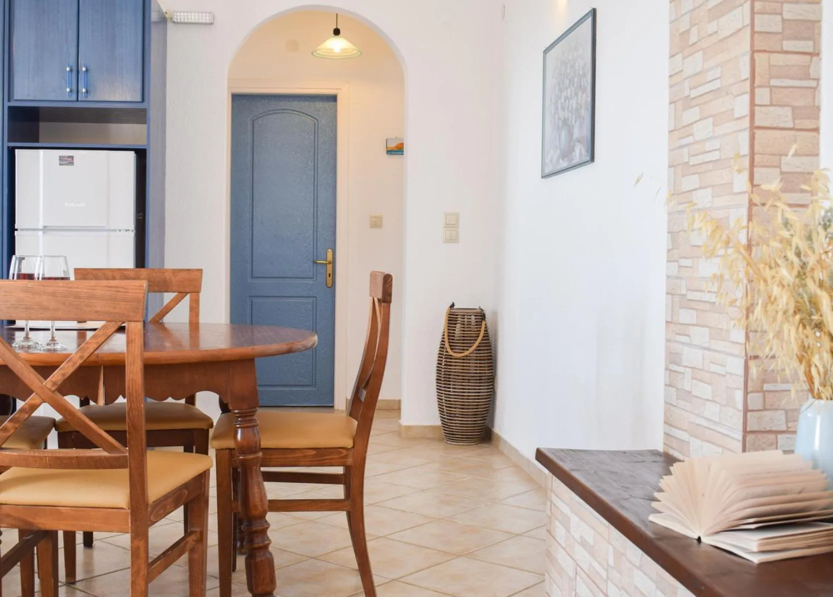 Dining area in Diana Studios