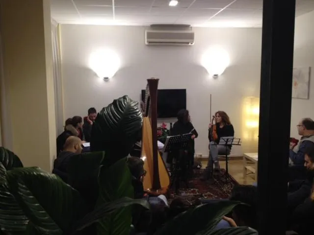 Entertainment in Hotel Capitol