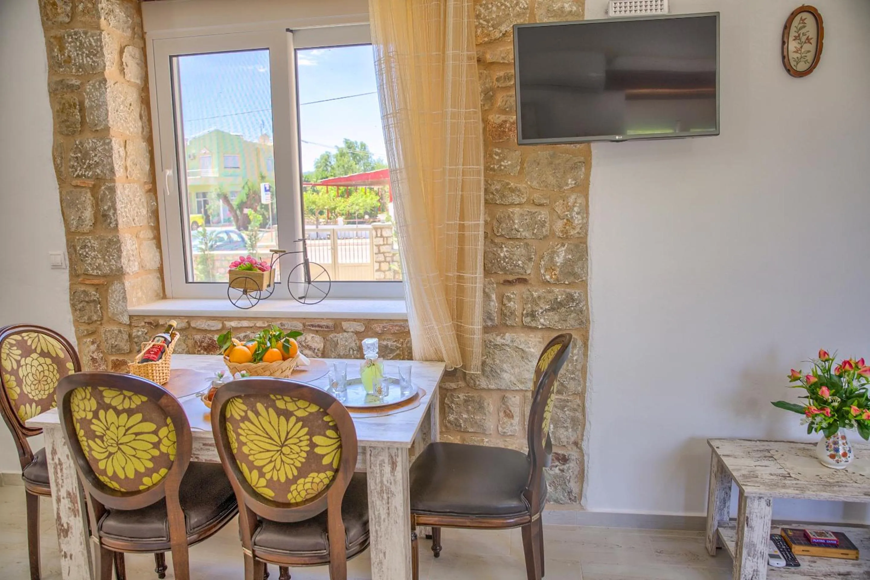 Living room in Haraki Stone Apartments