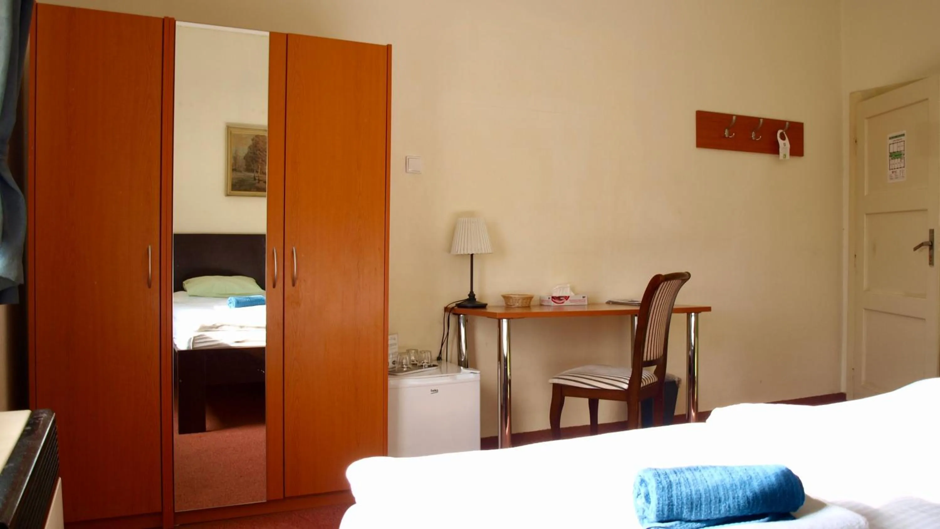 Photo of the whole room, Bed in Pension Village