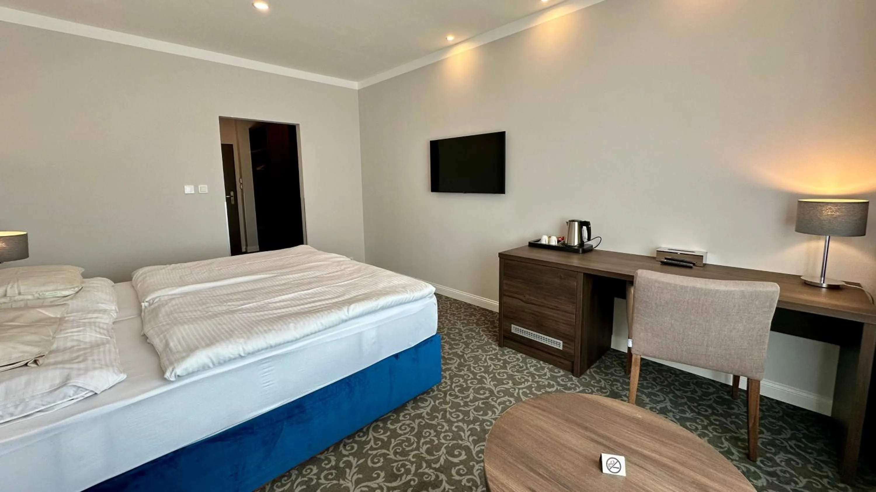 Bedroom, Bed in Pension Village