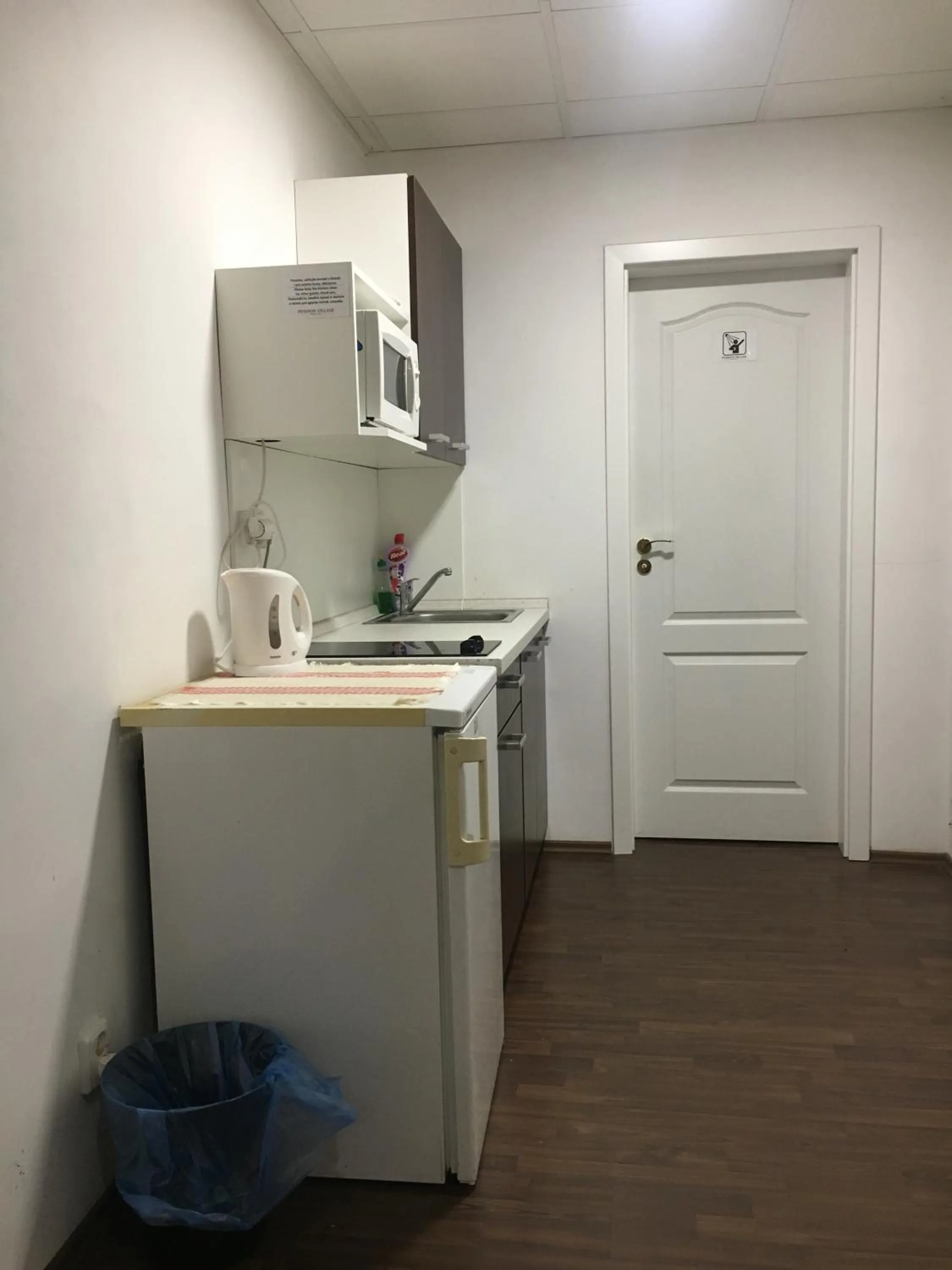 Communal kitchen in Pension Village