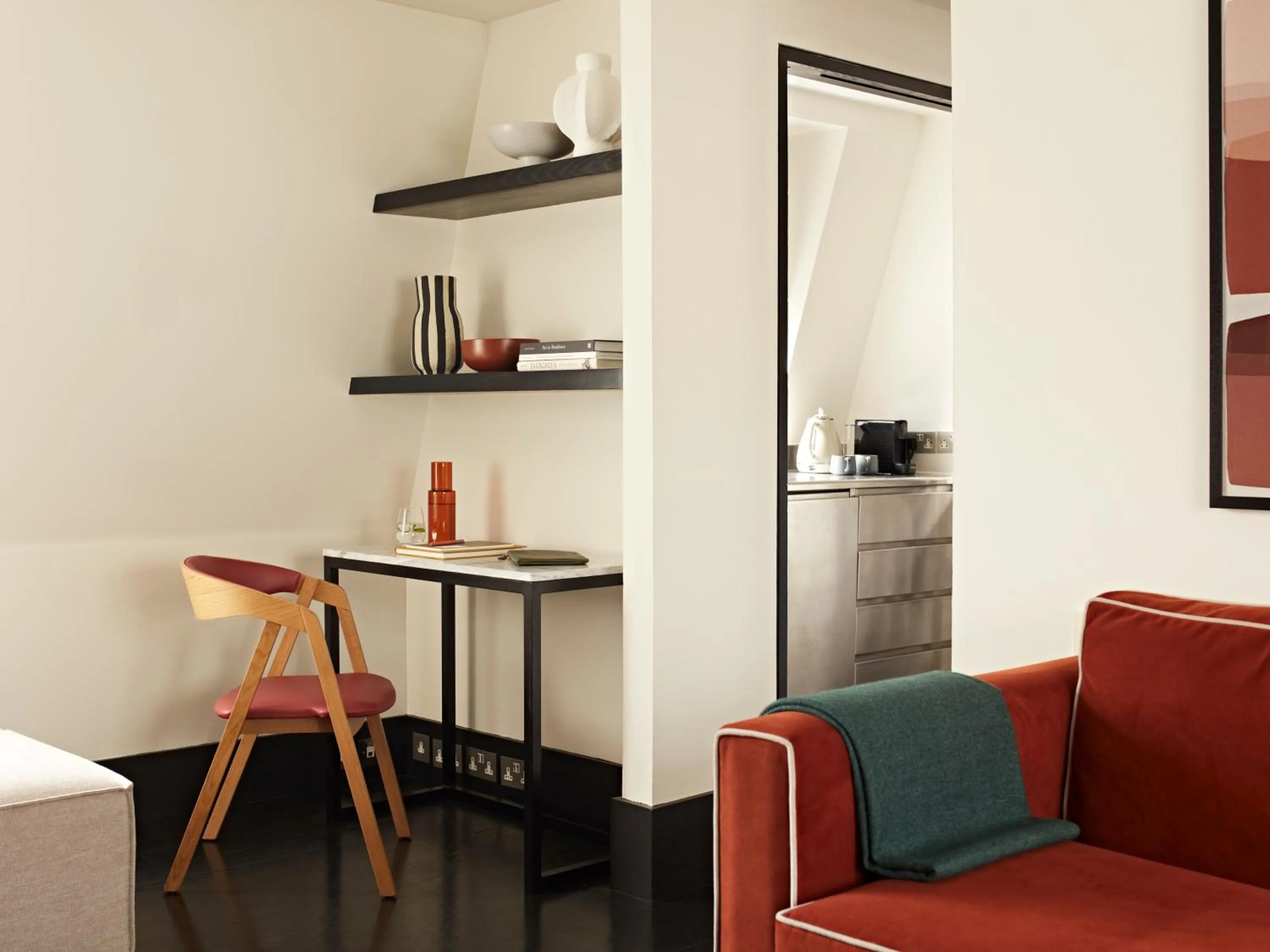 Living room in Numa London Bloomsbury