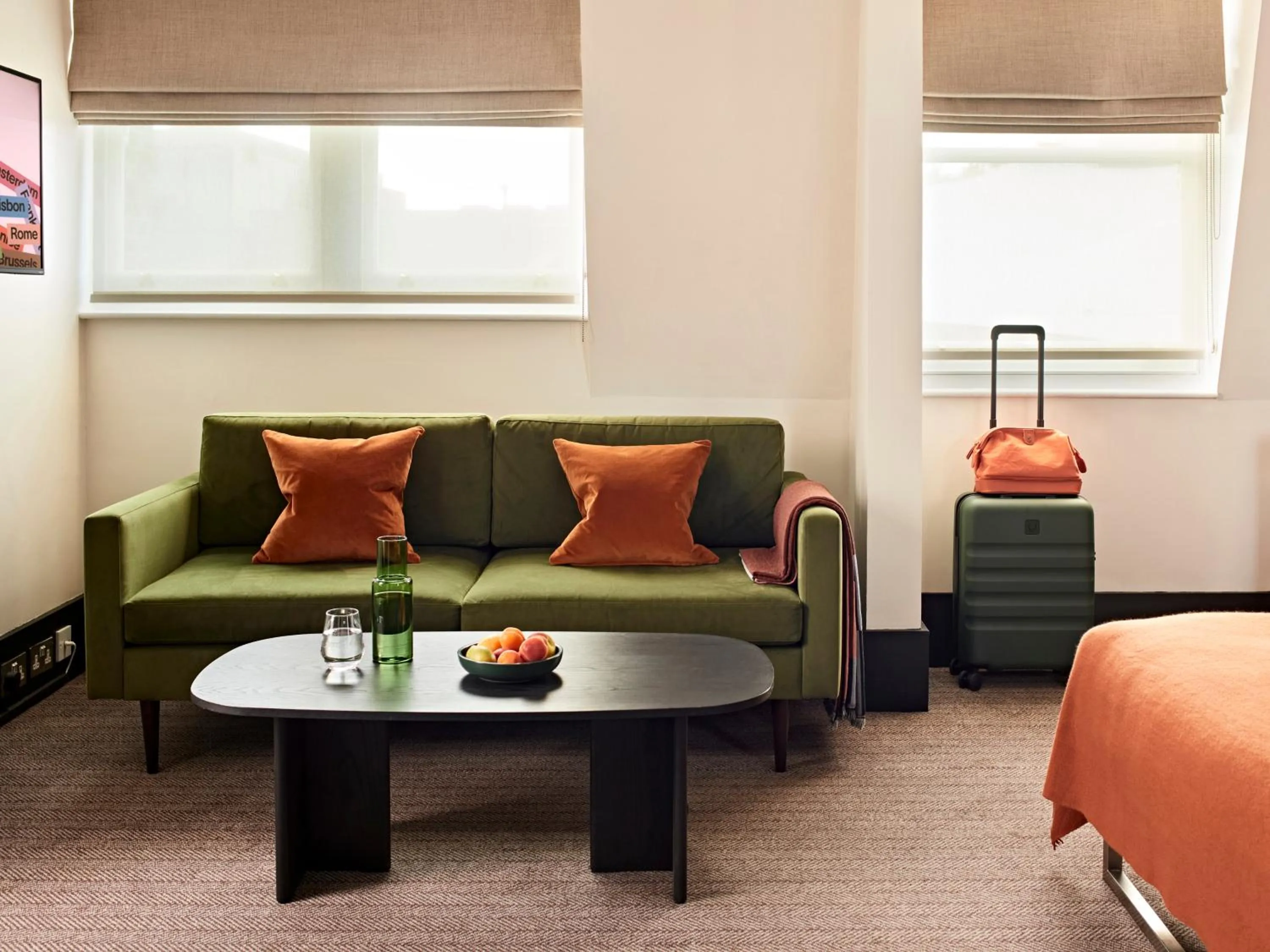 Living room in Numa London Bloomsbury