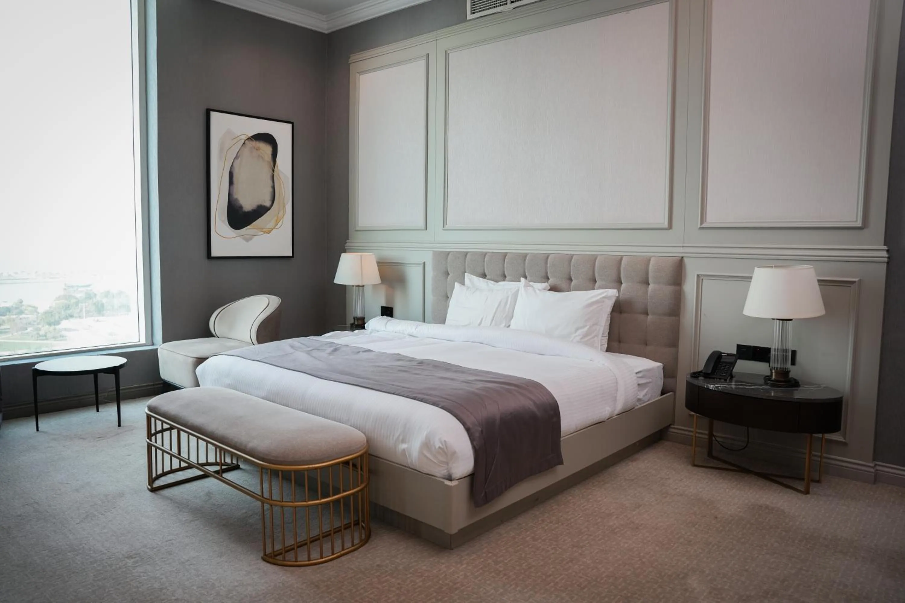 Bed in Horizon Manor Hotel