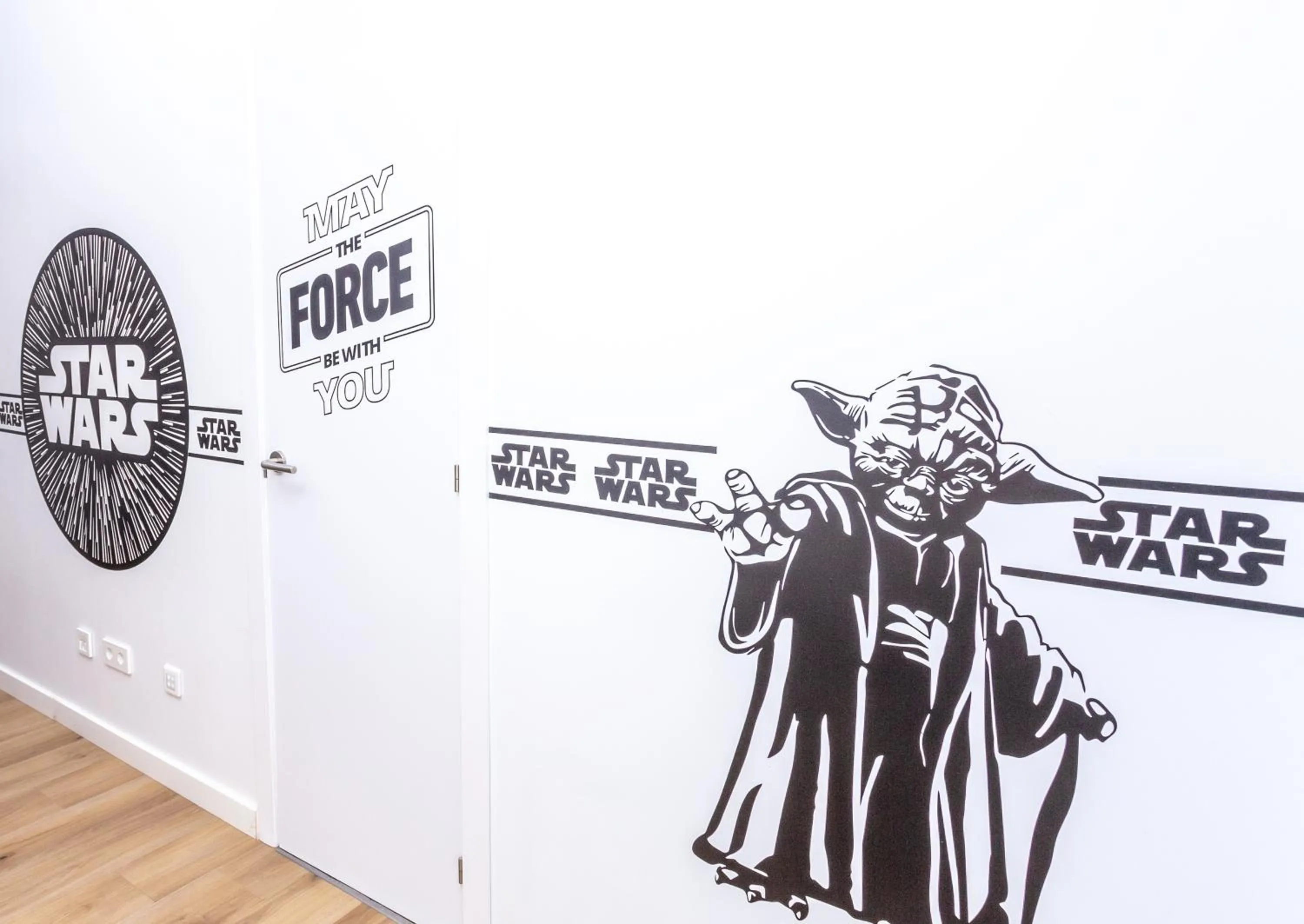 Decorative detail in We Hostel Palma - Albergue