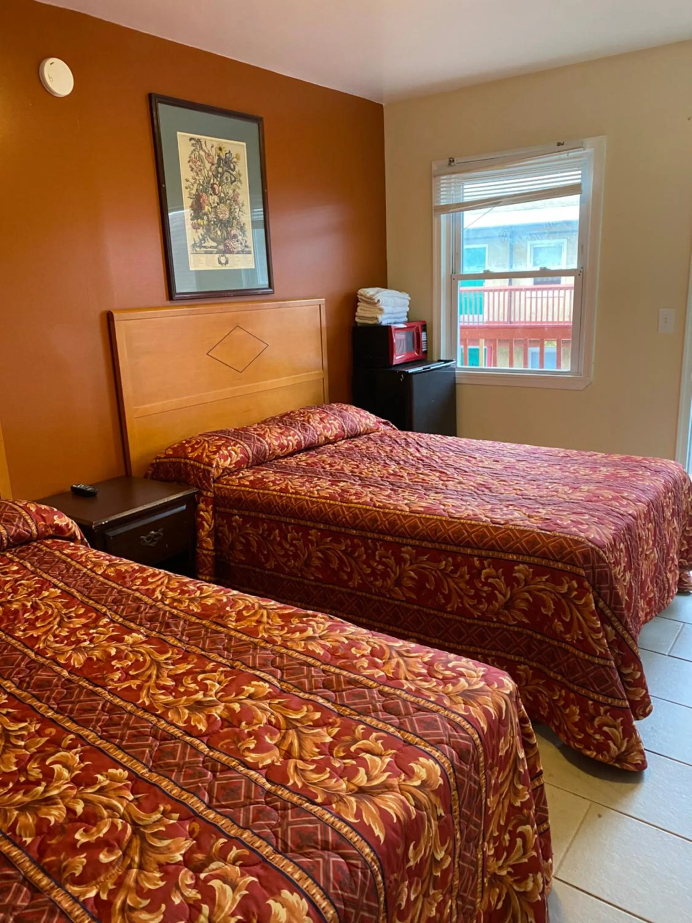 Bedroom in Offshore Motel