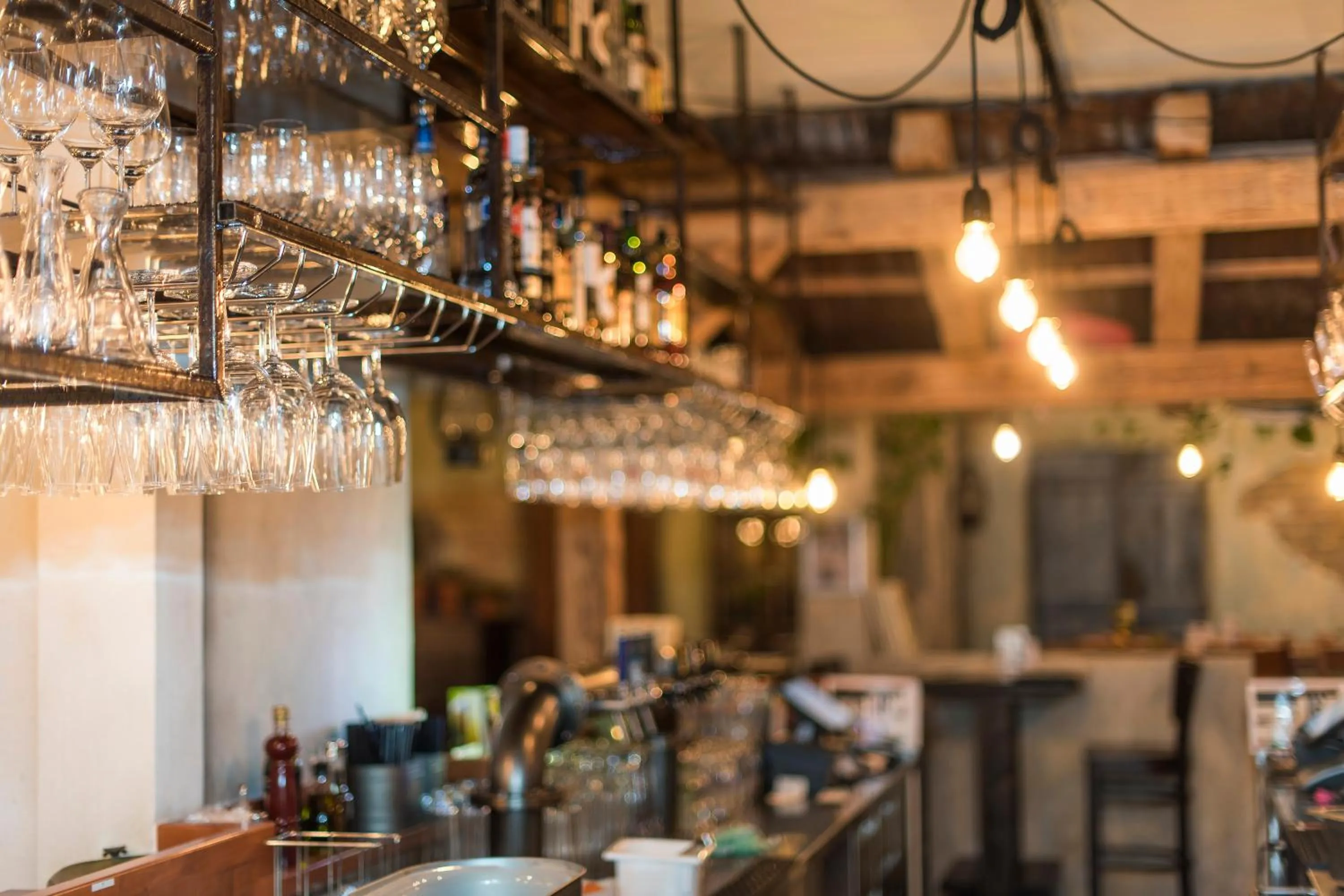 Restaurant/places to eat in Hotel 2B