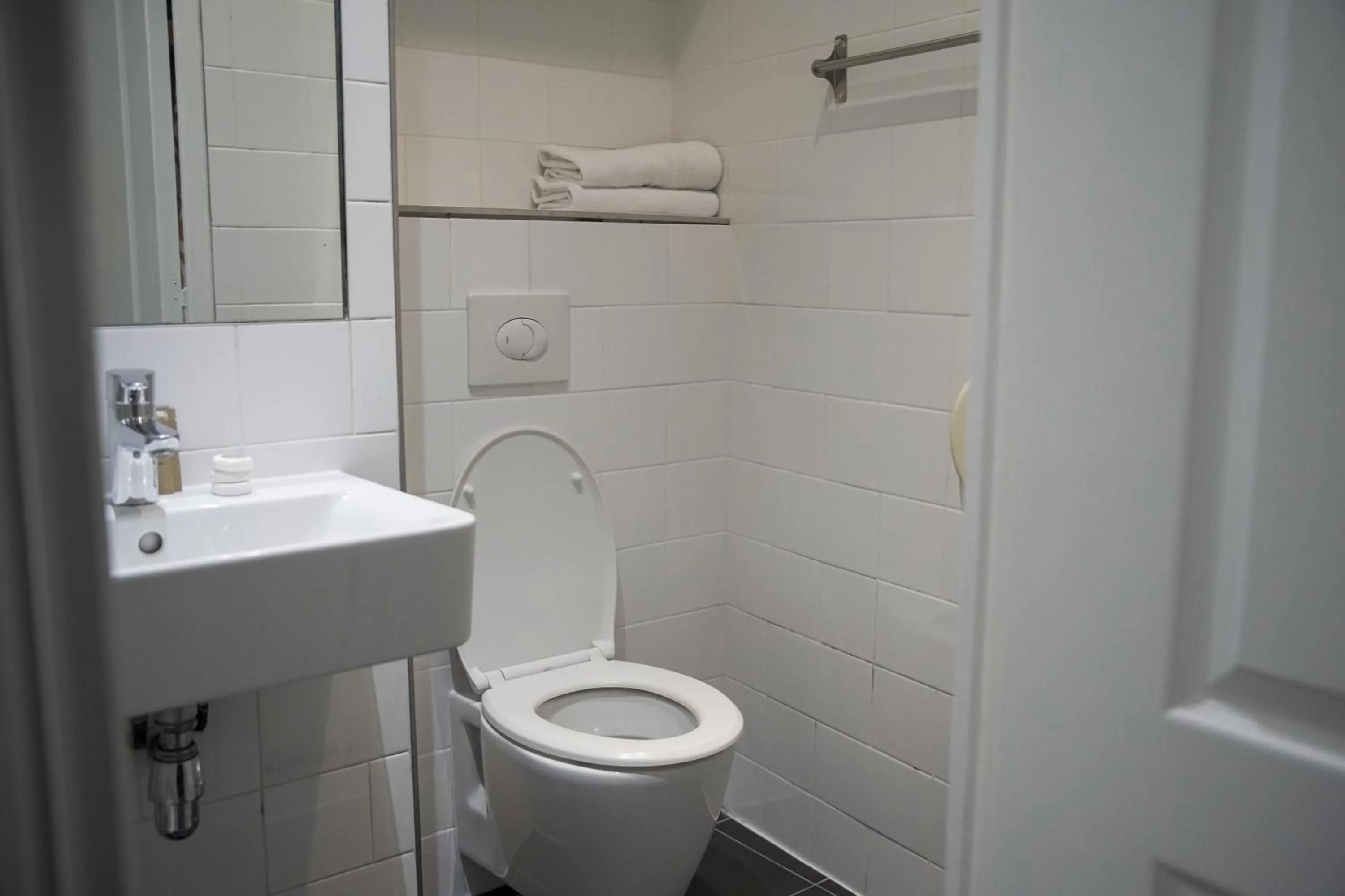 Property building in Sully Hôtel