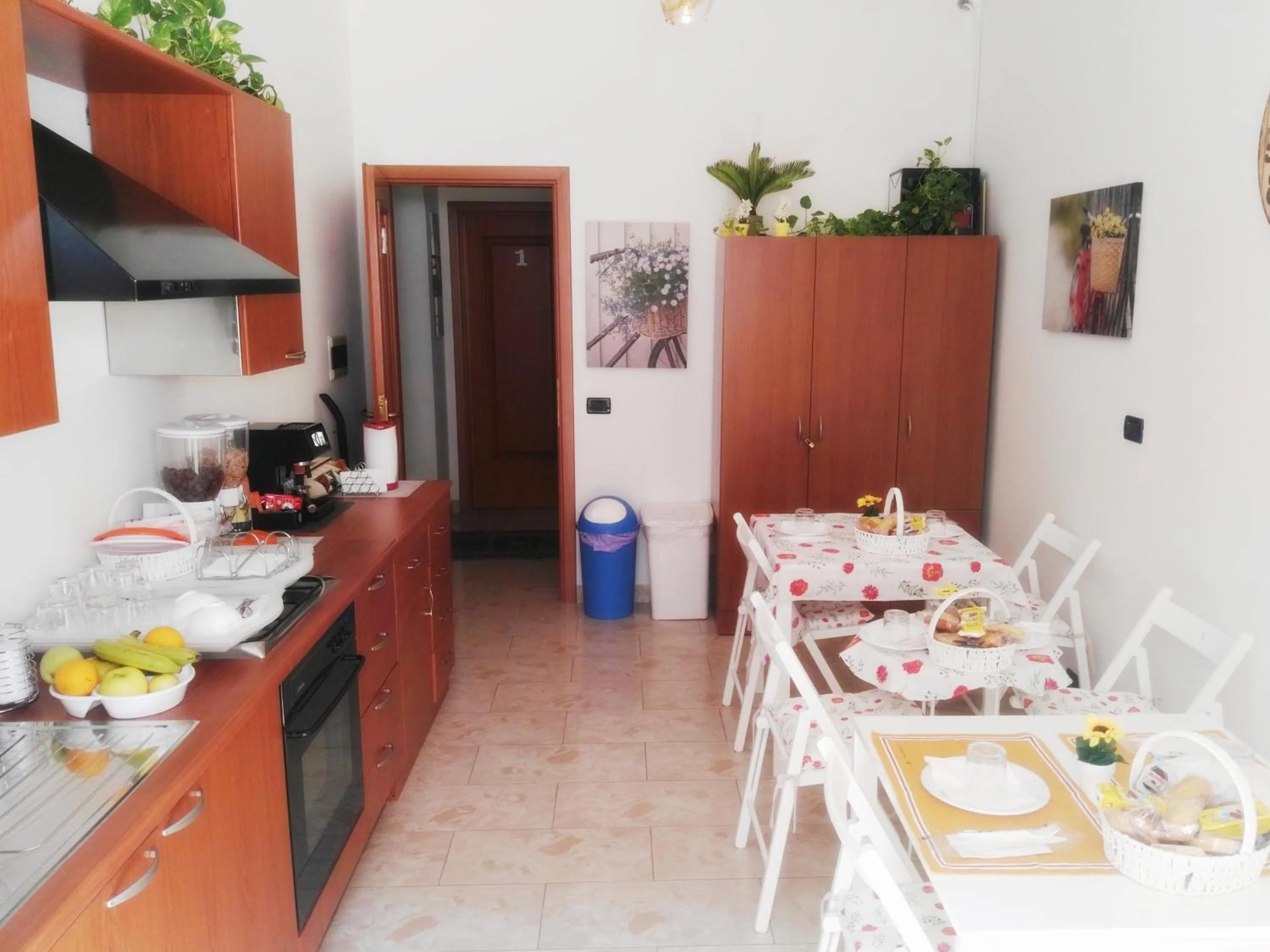 Coffee/tea facilities in B&B Main Street