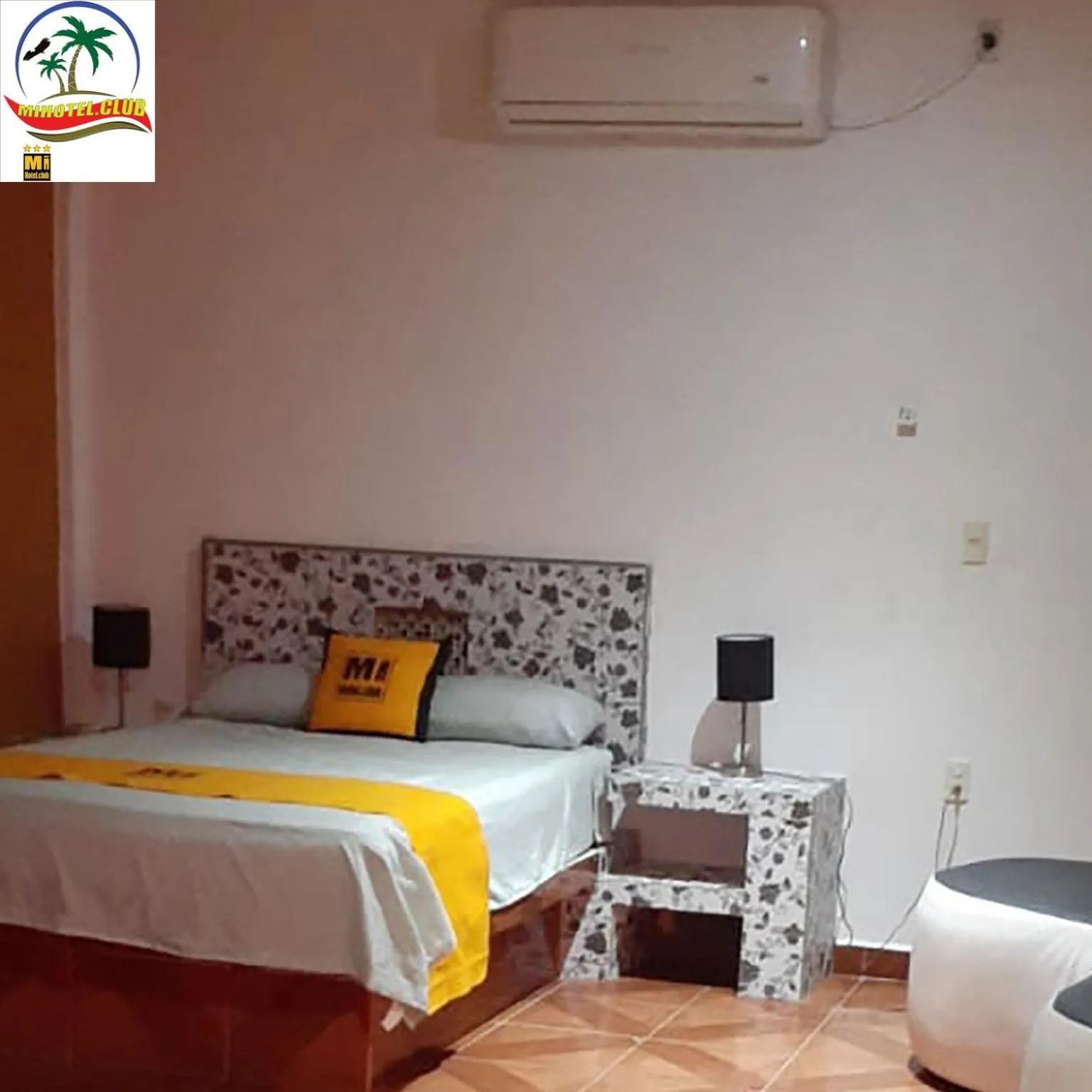 Bed in Mi Hotel Club