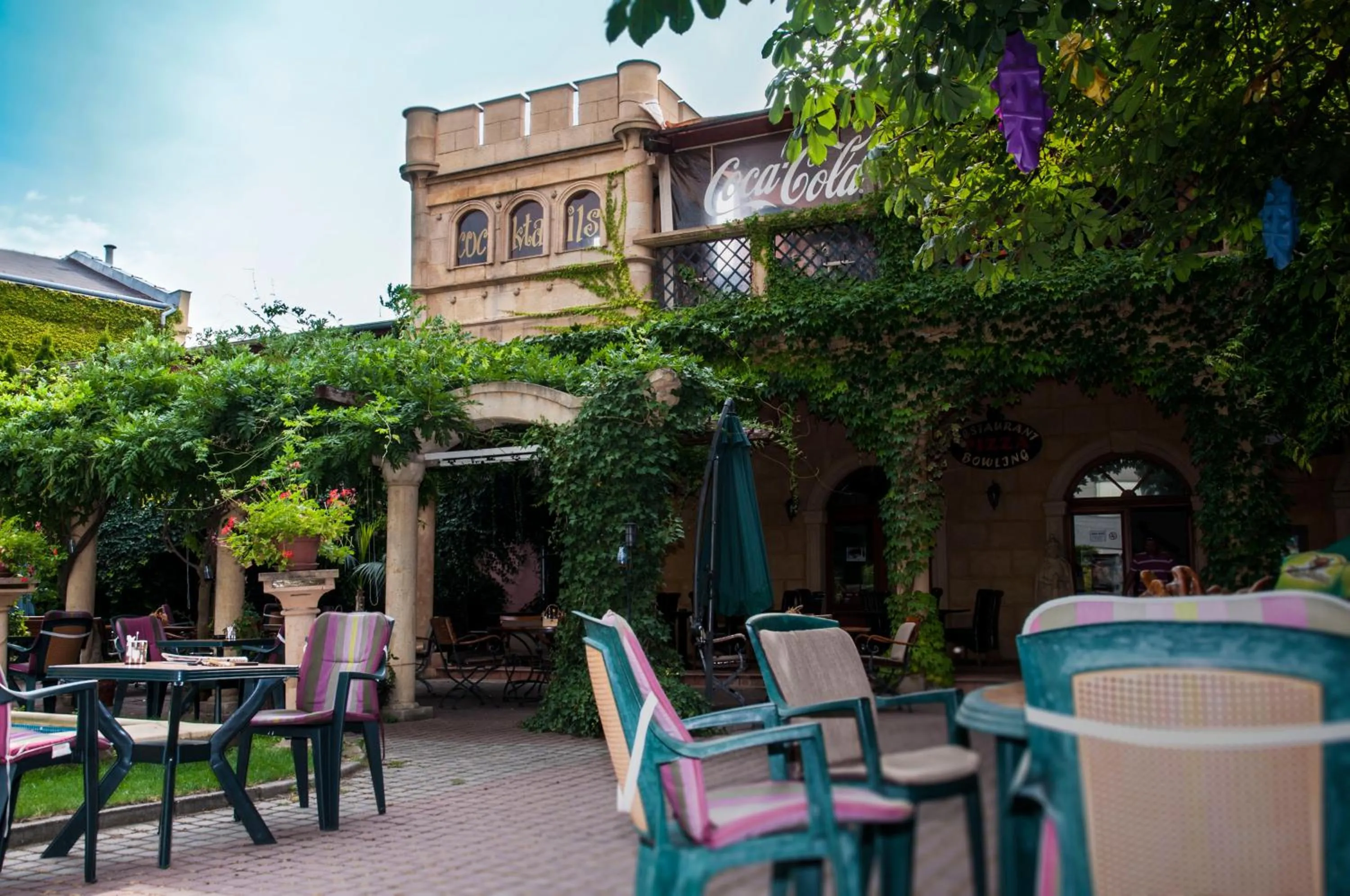 Garden in Hotel Bow Garden