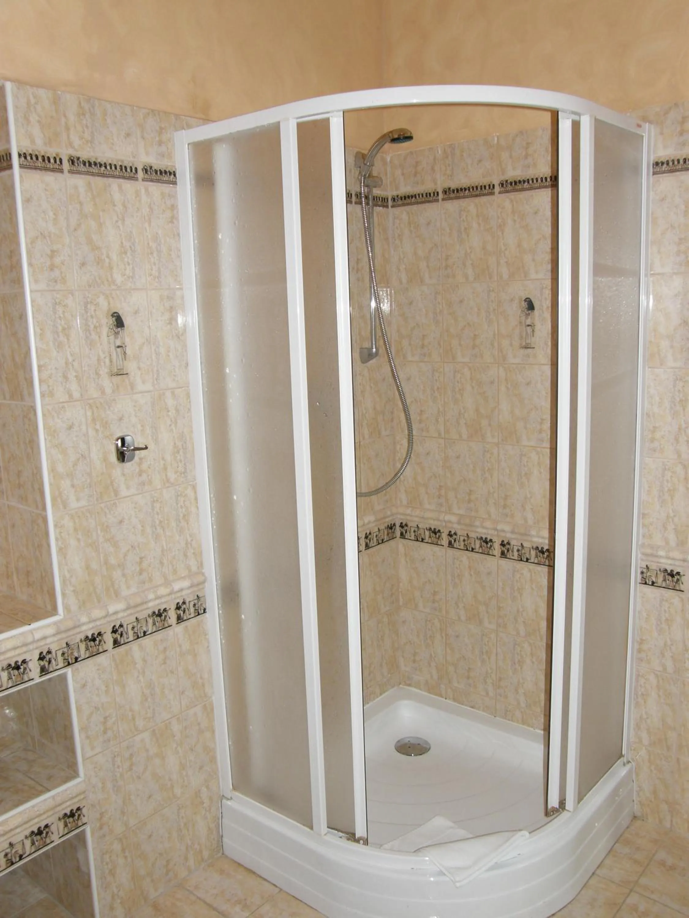 Bathroom in Hotel Bow Garden