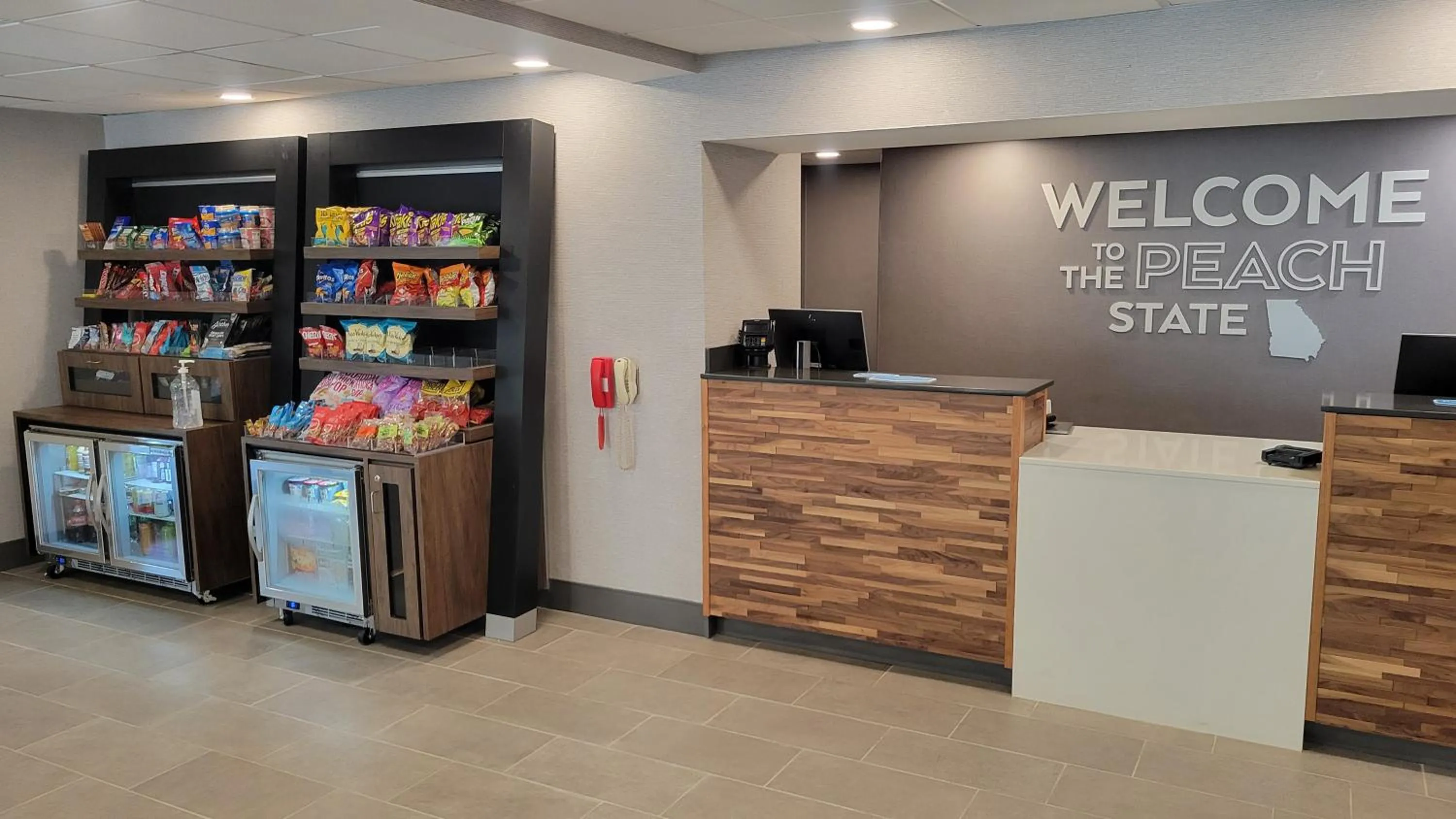 Property logo or sign in Hampton Inn Commerce