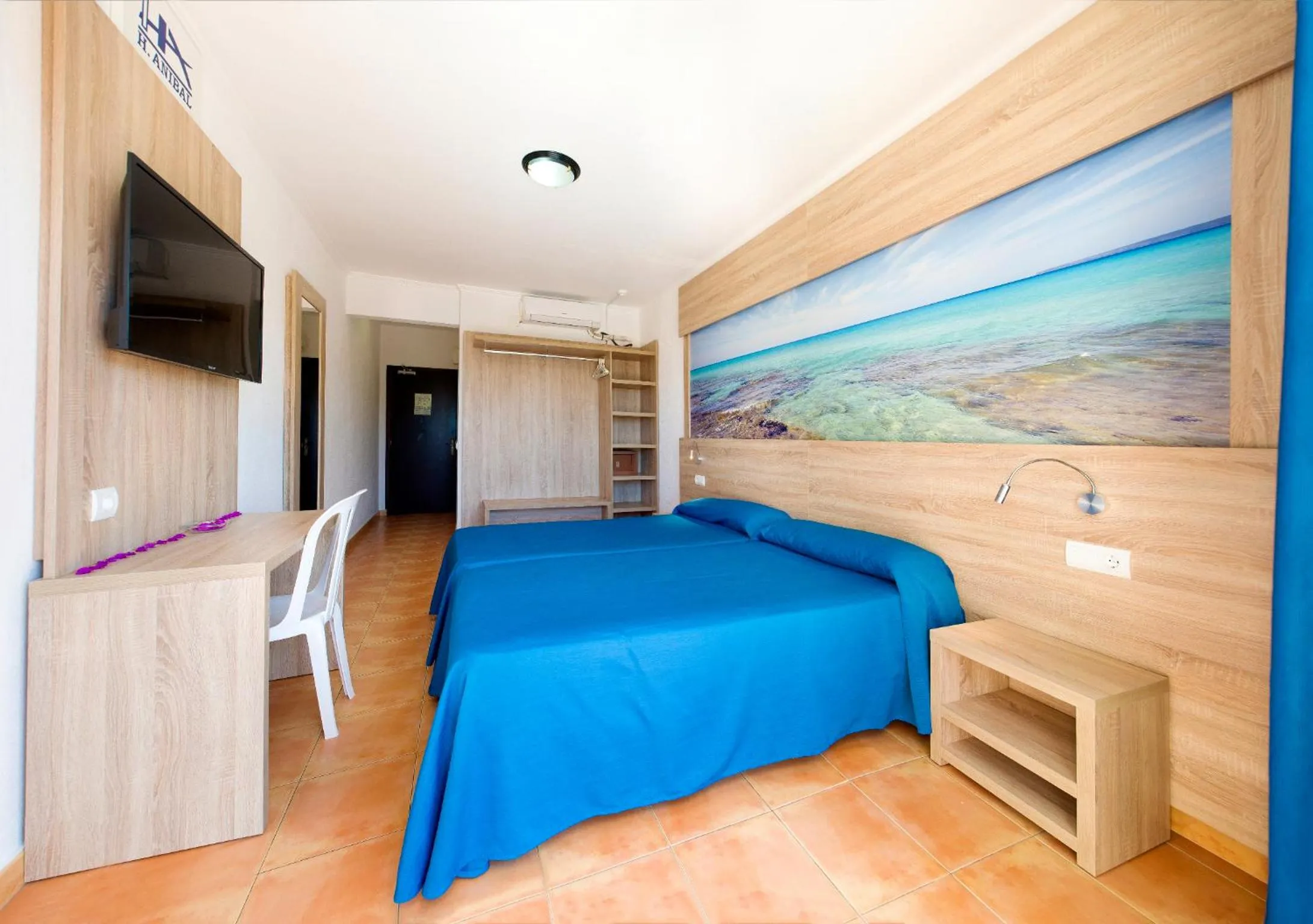 Superior Twin Room in Hotel Anibal - AB Group
