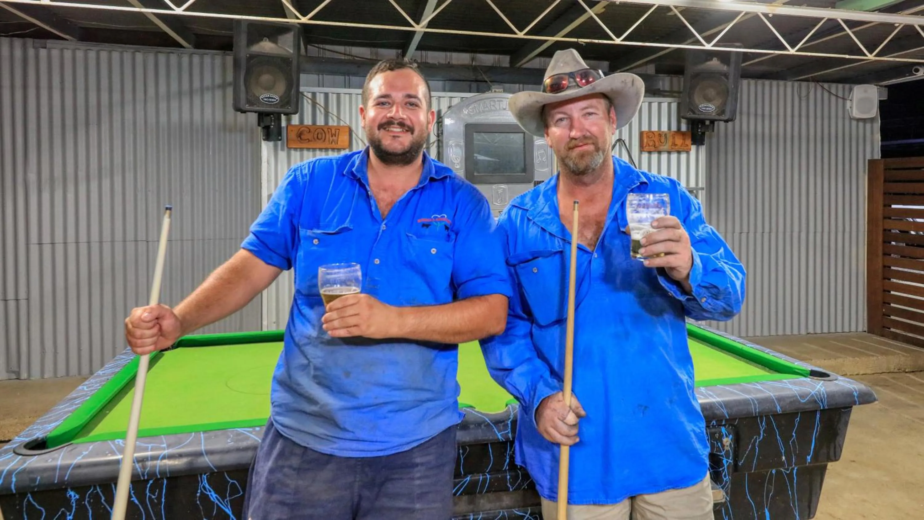 group of guests in Toobeah hotel/motel