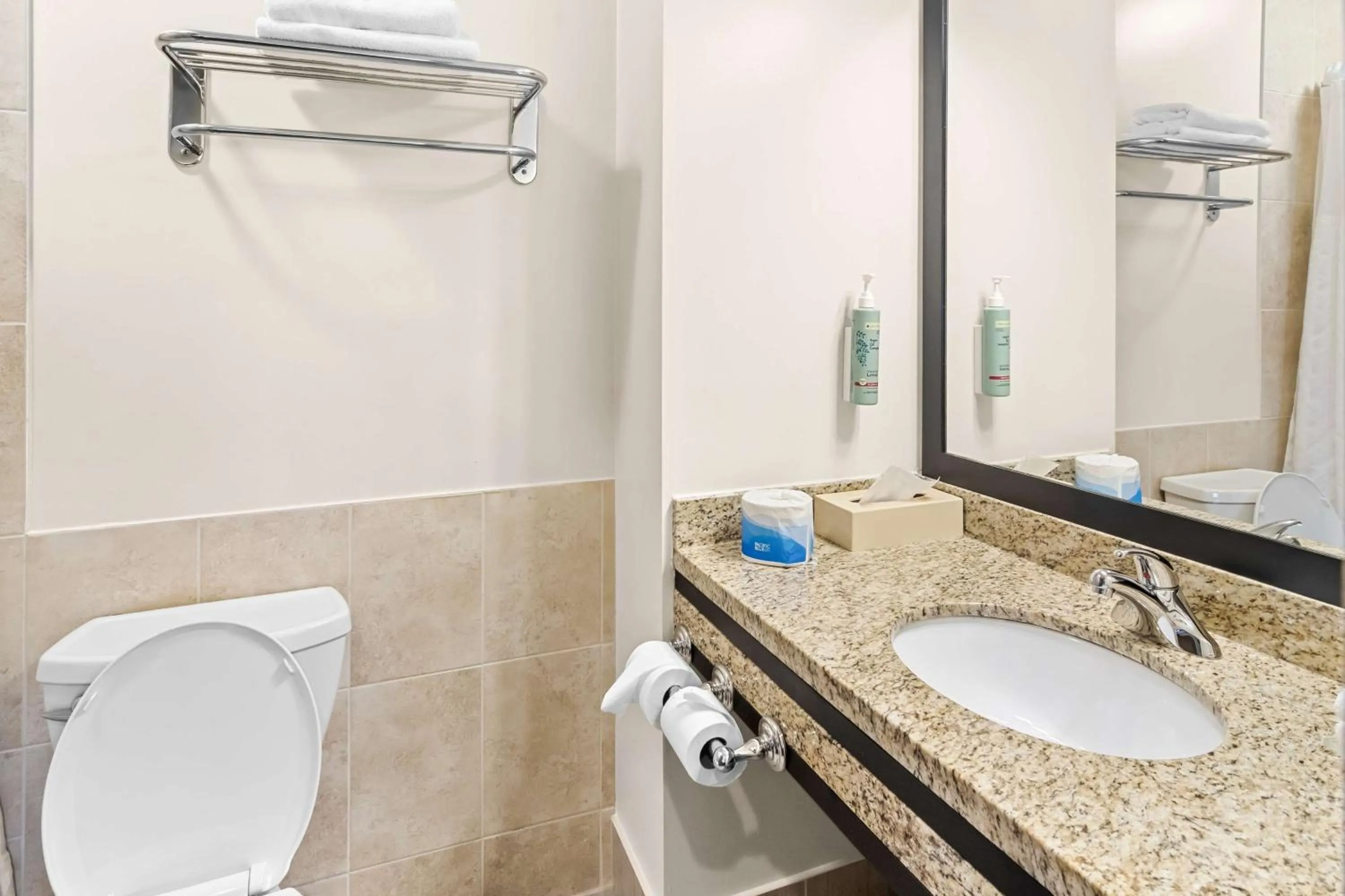 Bathroom in Best Western Maple Ridge