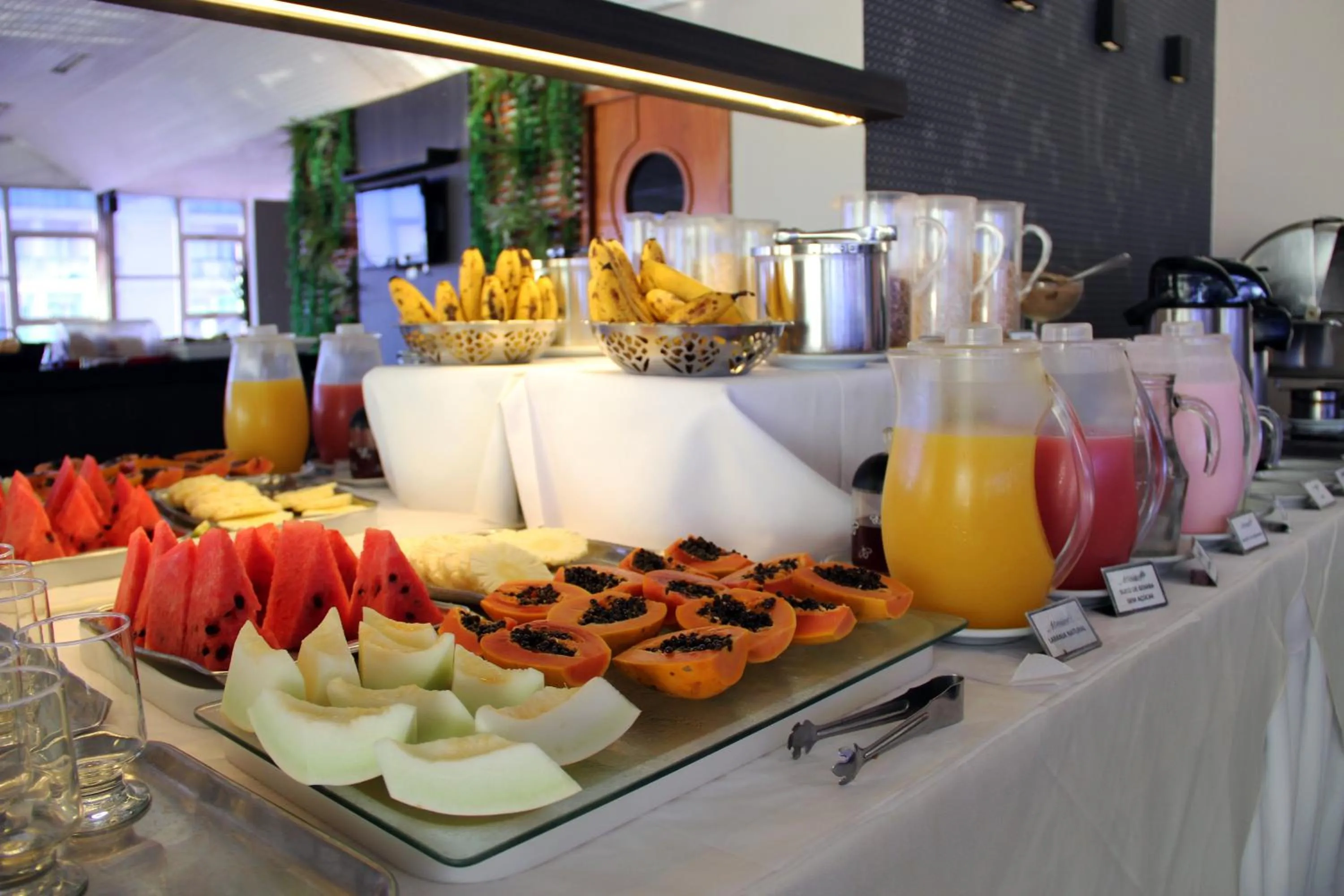 Buffet breakfast in Hotel Minuano