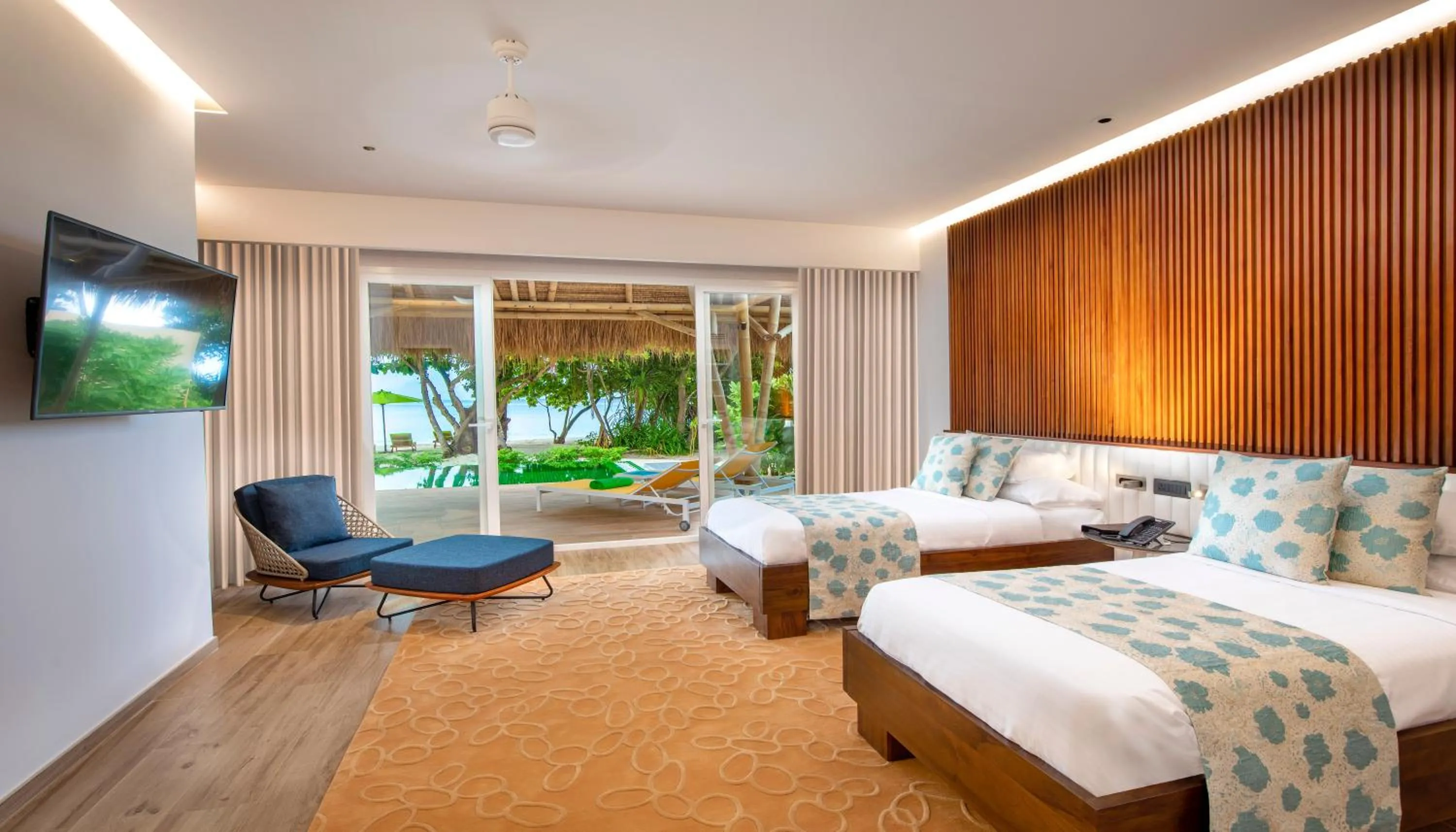 Photo of the whole room, Bed in Emerald Maldives Resort & Spa-Deluxe All Inclusive