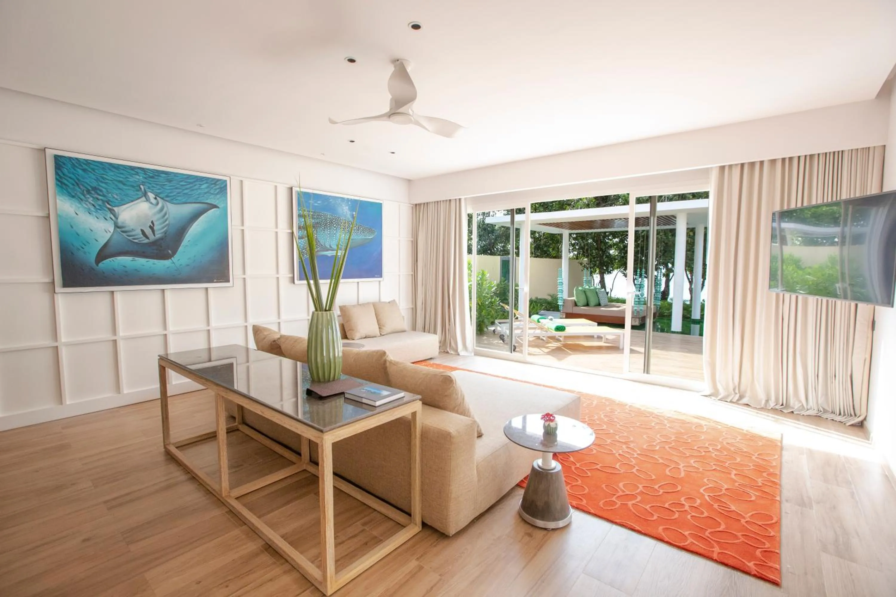 Living room in Emerald Maldives Resort & Spa-Deluxe All Inclusive