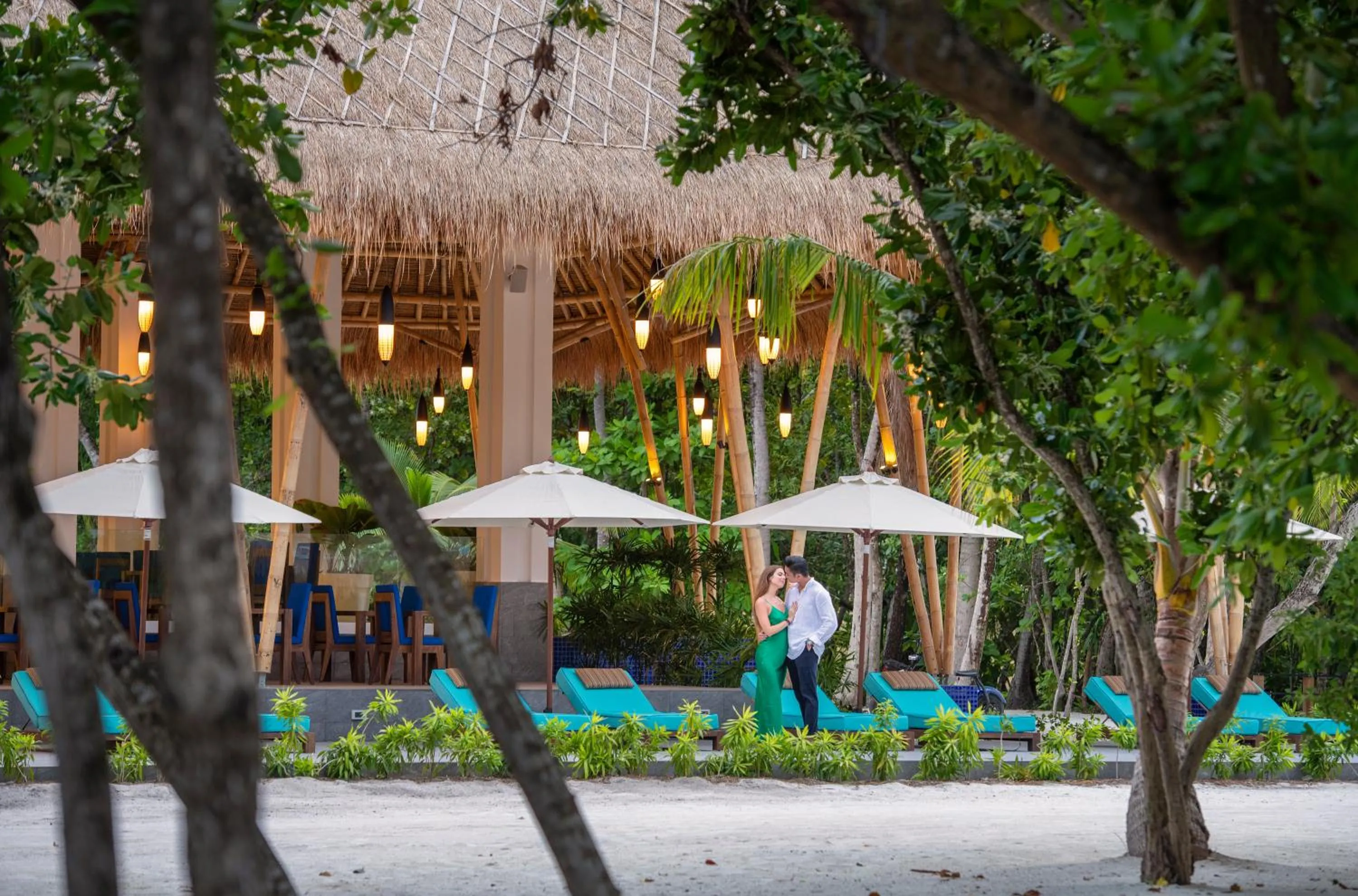 Restaurant/places to eat in Emerald Maldives Resort & Spa-Deluxe All Inclusive