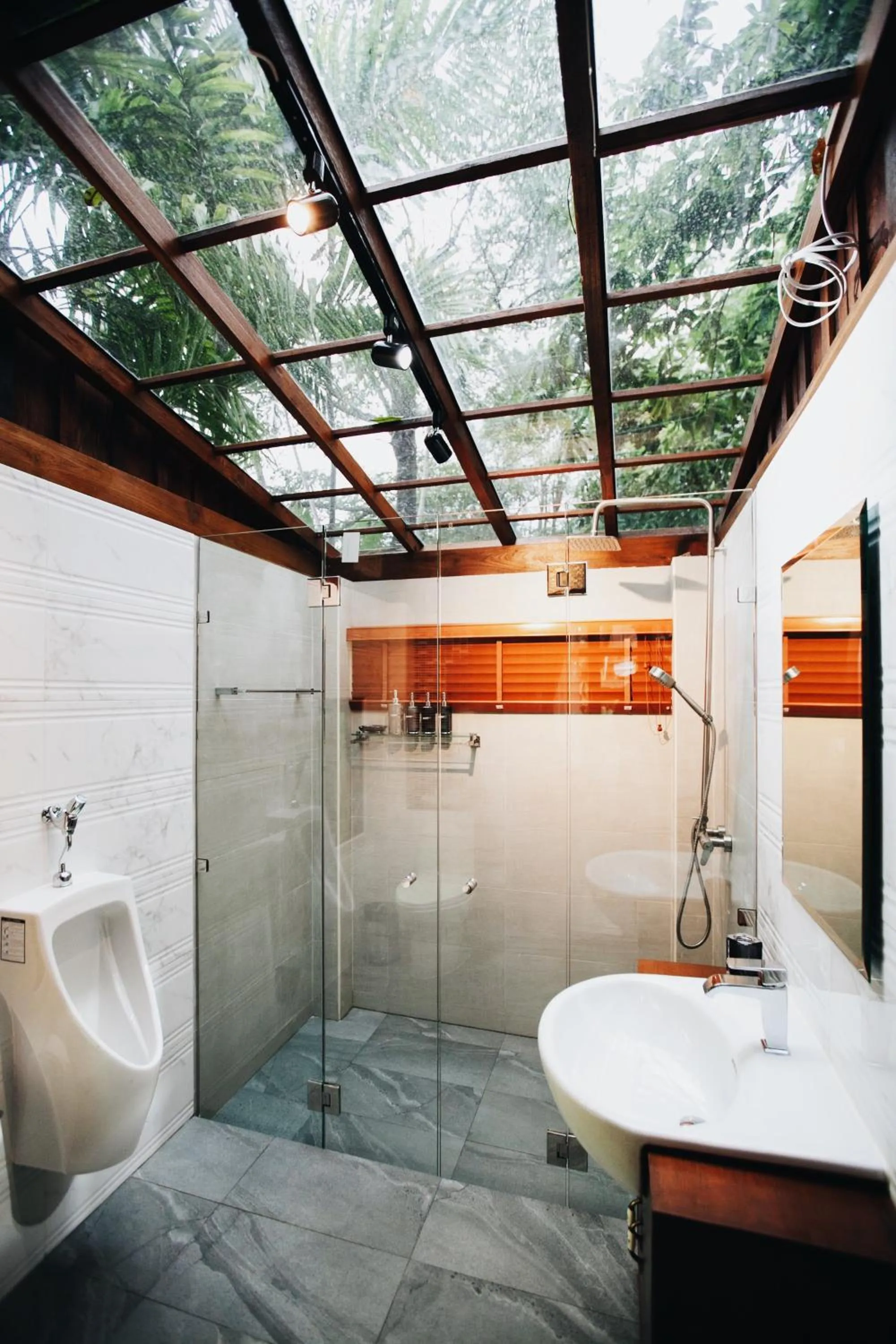 Toilet in Baansuwanburi - บ้านสุวรรณบุรี