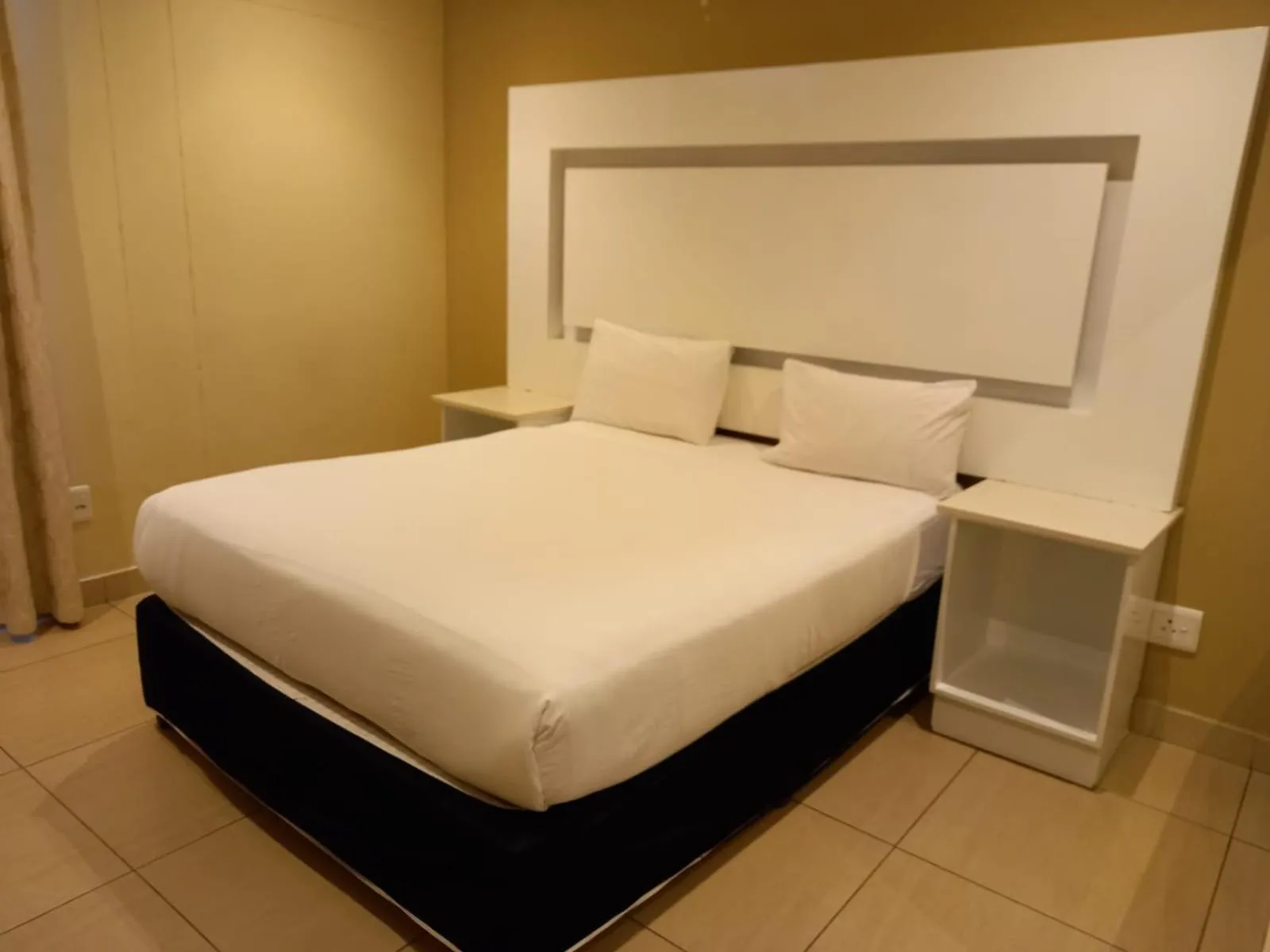 Bed in Palace Lodge Morningside