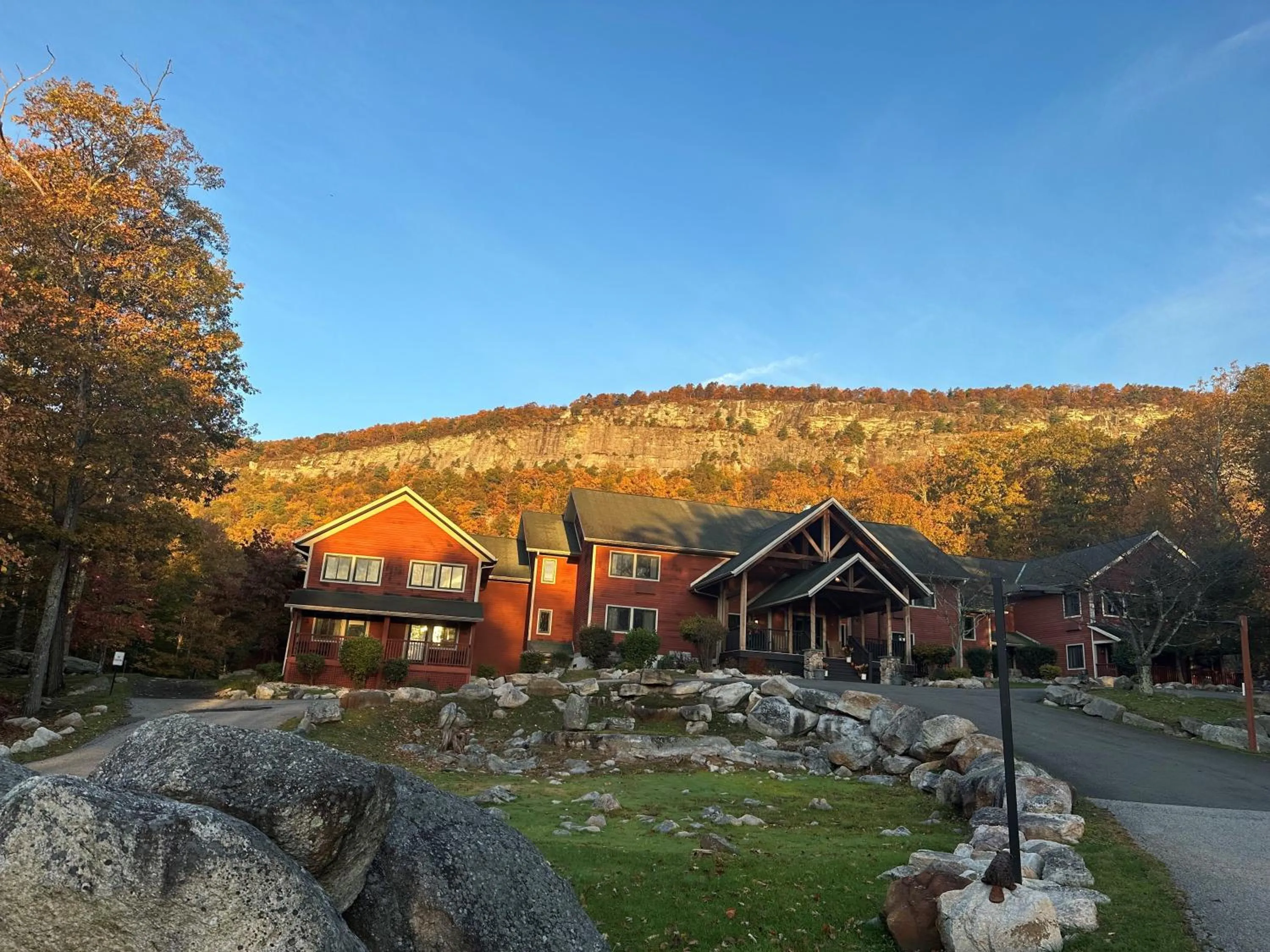 Mountain view in Minnewaska Lodge