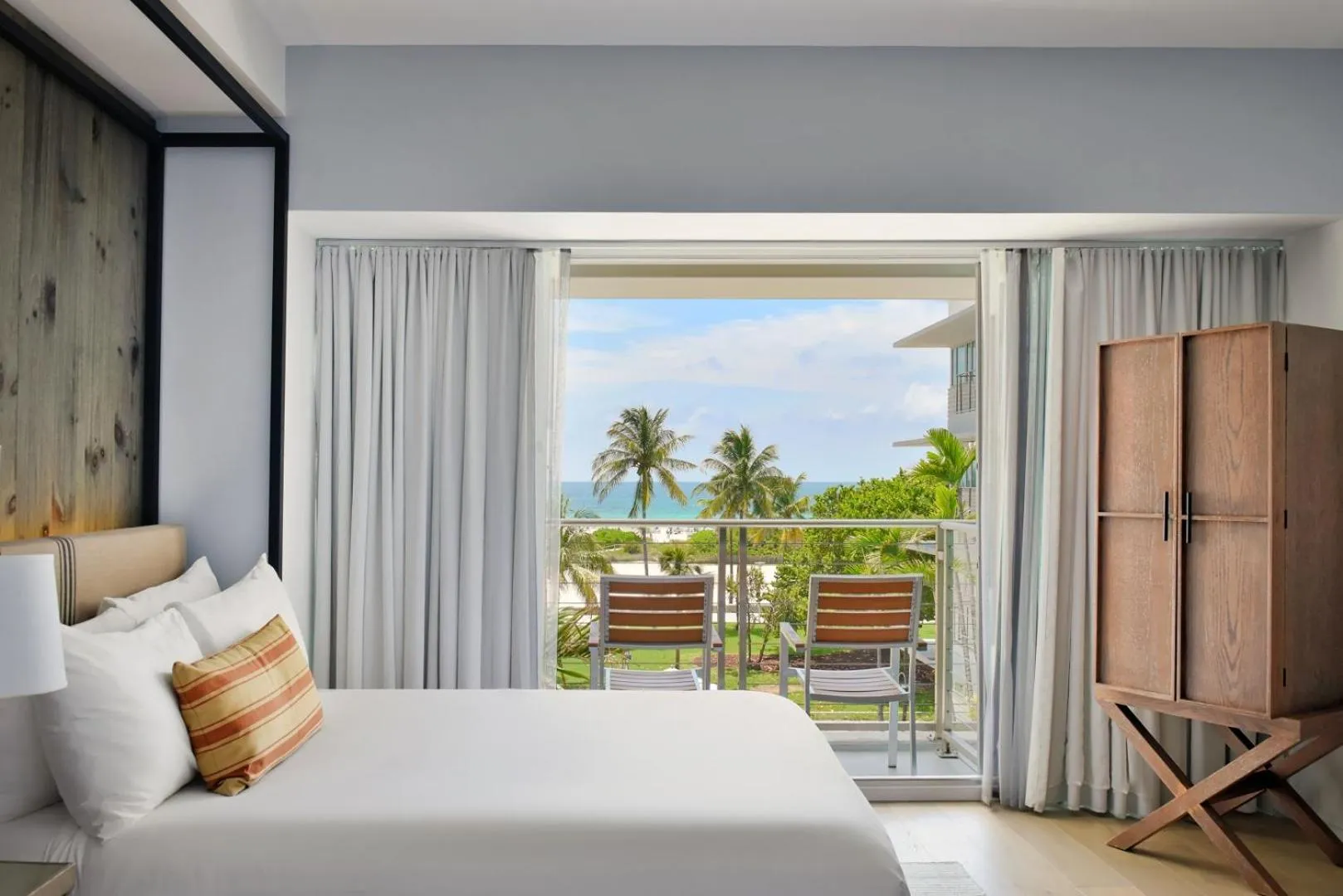 Bedroom, Bed in Hotel Victor South Beach