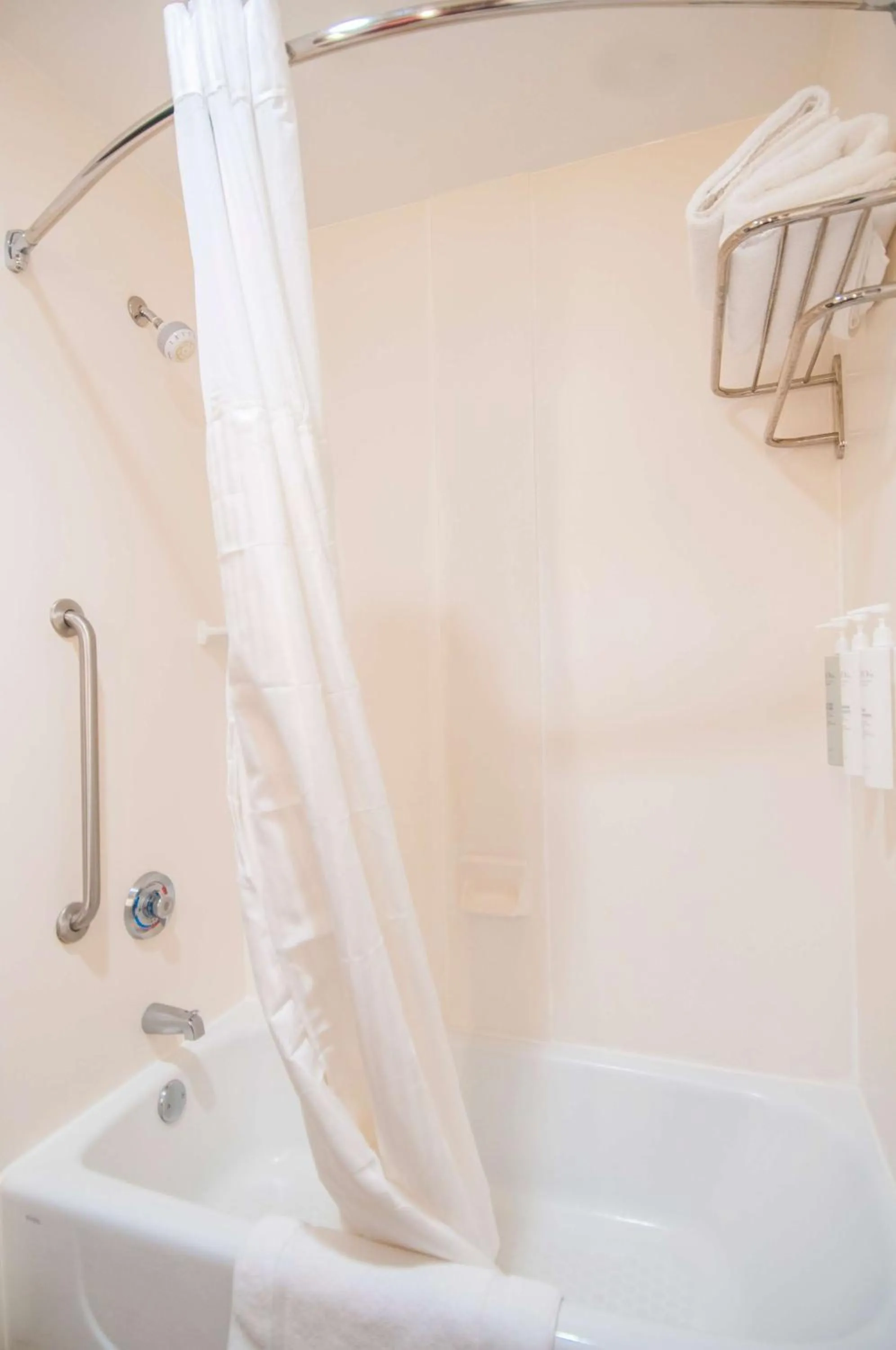 Bathroom in Hilton Garden Inn Jackson/Pearl