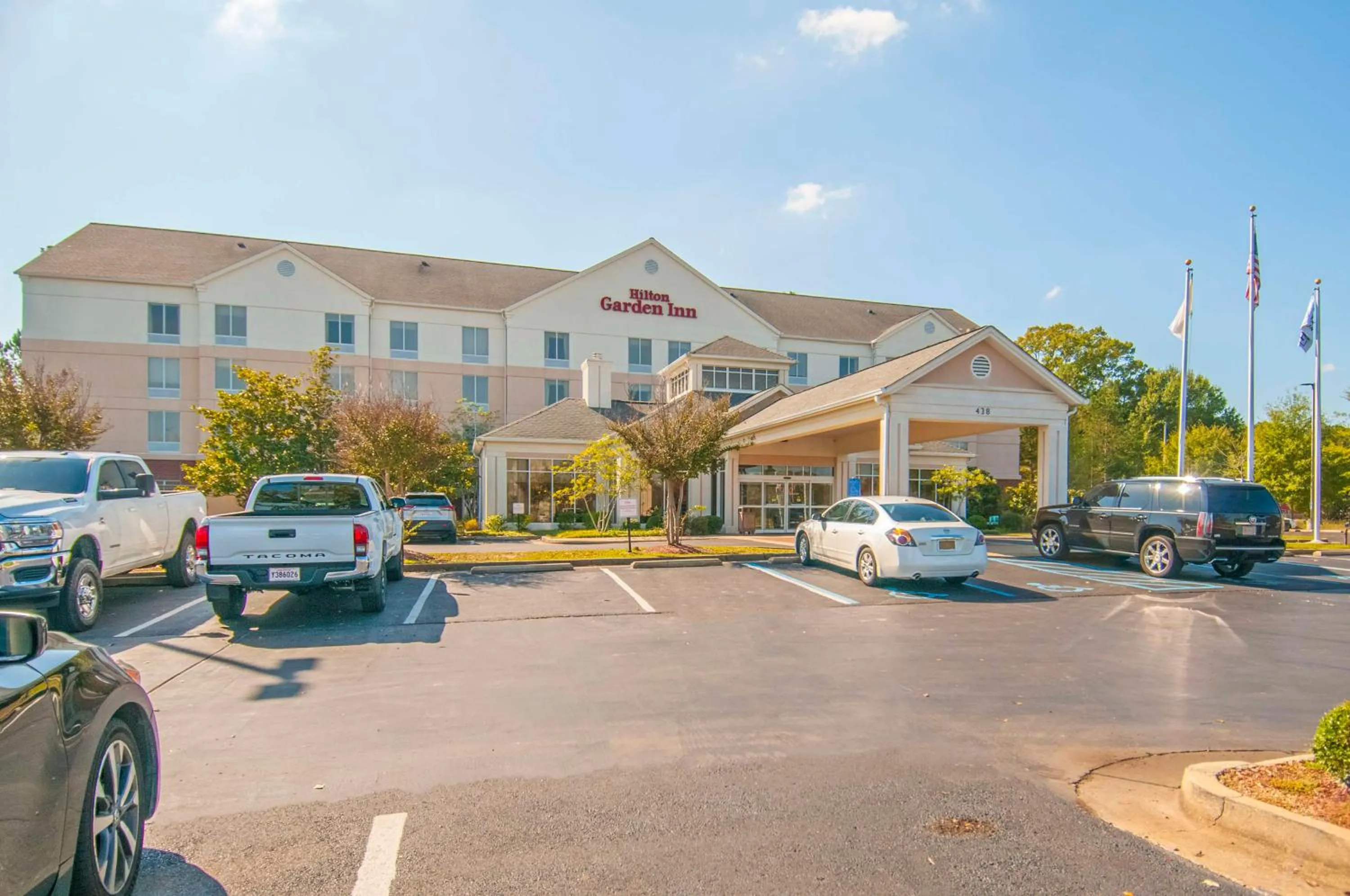 Property building in Hilton Garden Inn Jackson/Pearl
