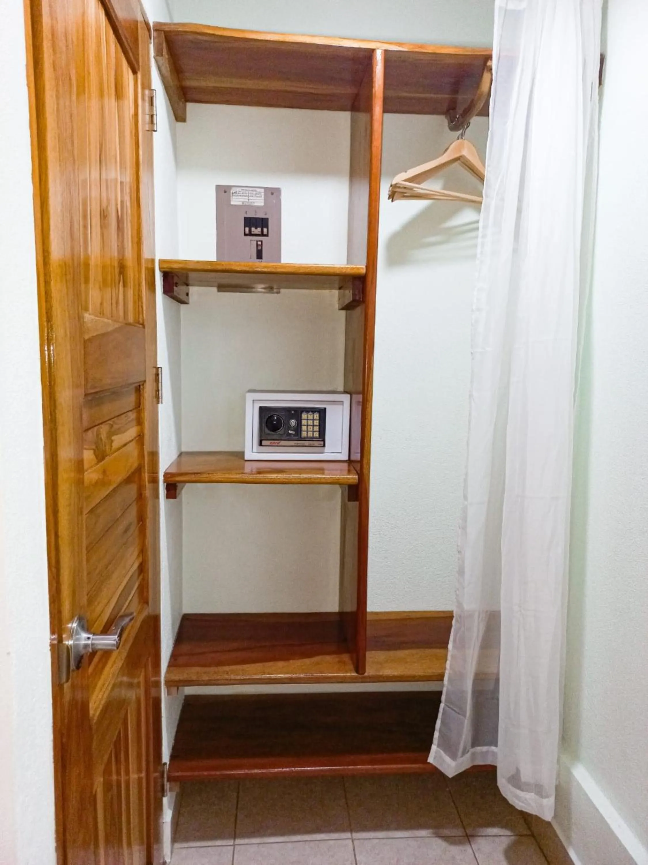 wardrobe in BellaVista Suites By Villas Verdes - Samara Beach