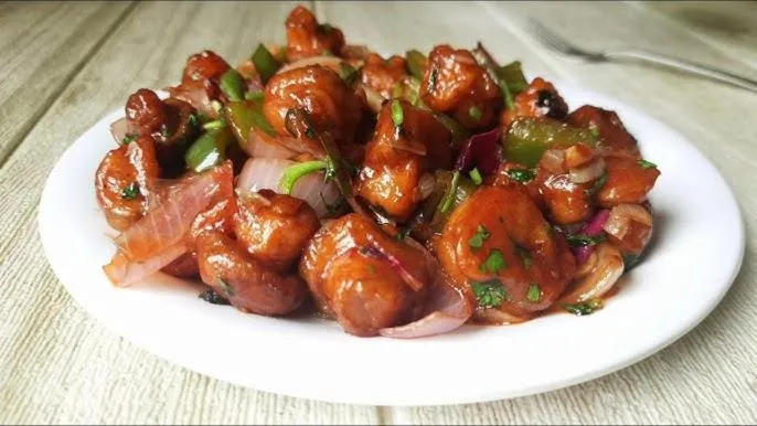 Food and drinks in Dhanunjayas Luxury Hotel