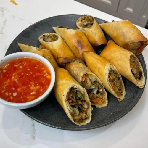 Food and drinks in Dhanunjayas Luxury Hotel