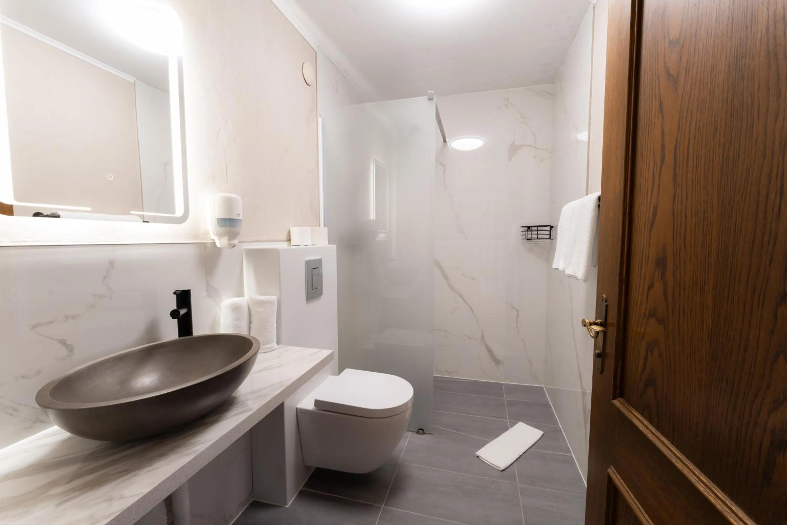 Bathroom in Alpenhotel Edelweiss