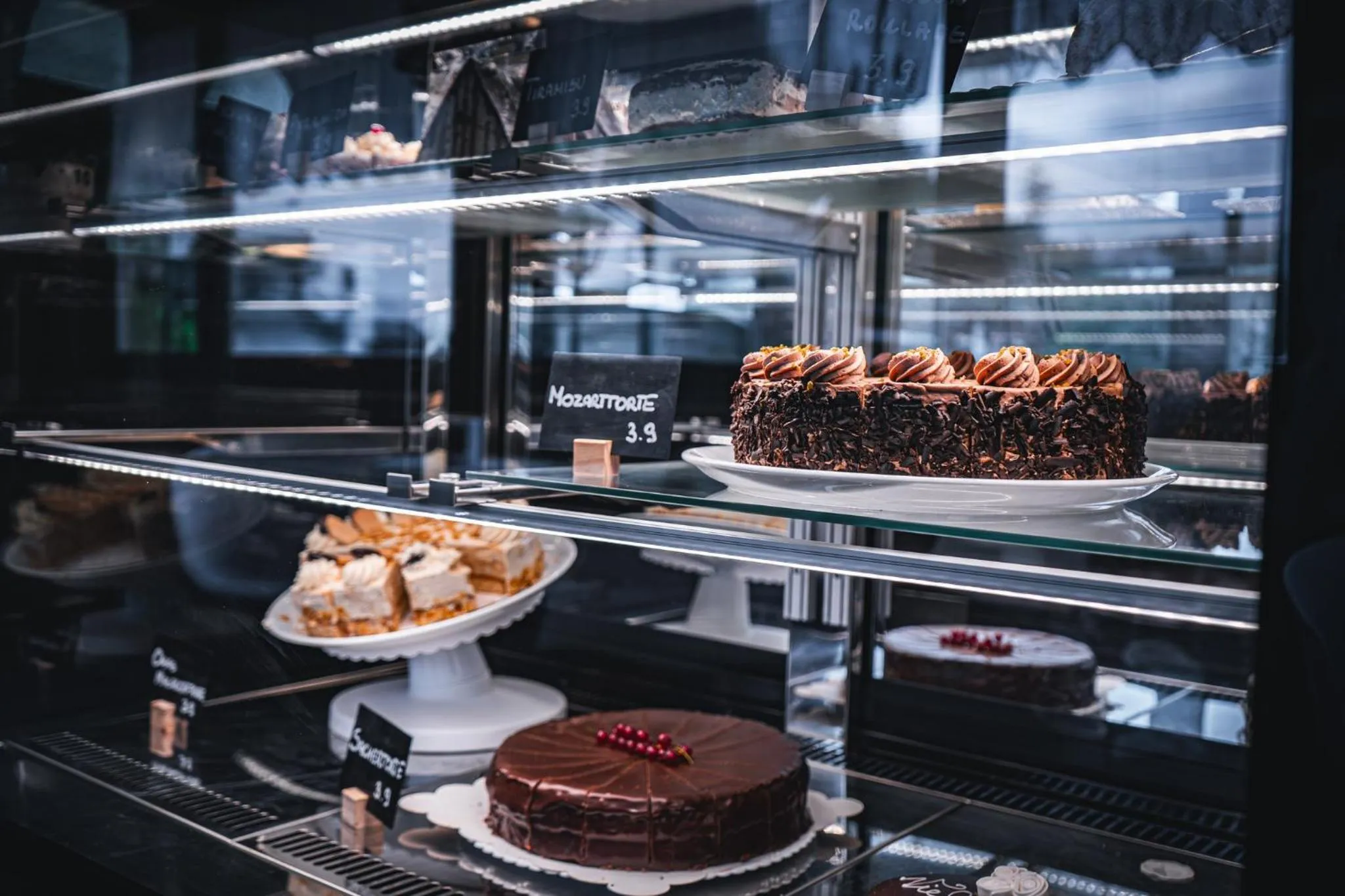 Restaurant/places to eat in Alpenhotel Edelweiss