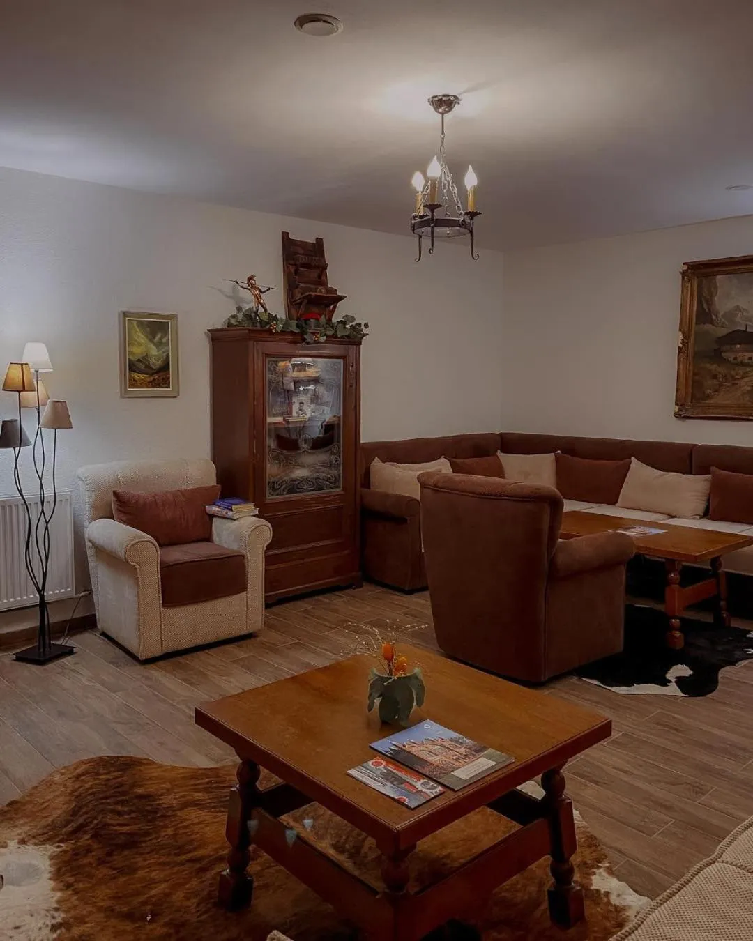 Lounge or bar in Alpenhotel Edelweiss