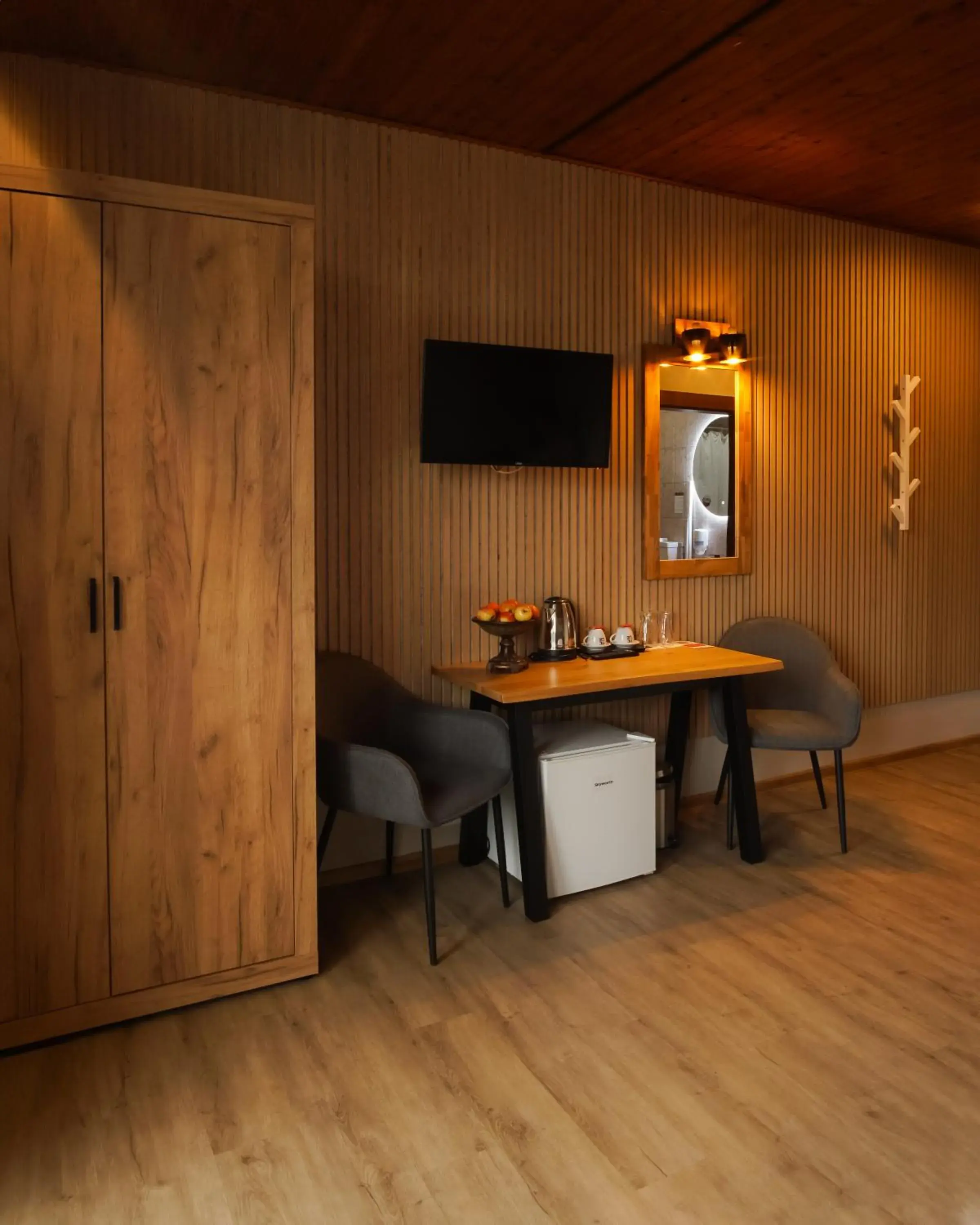 Double Room - single occupancy in Alpenhotel Edelweiss Double Room - single occupancy in Alpenhotel Edelweiss