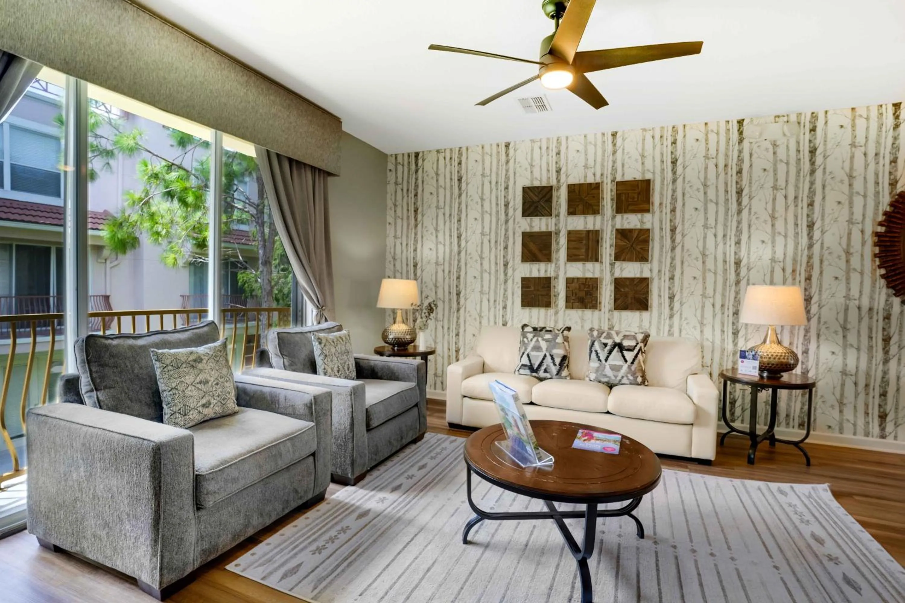 Spacious Townhome wPatio Garage Sleeps10