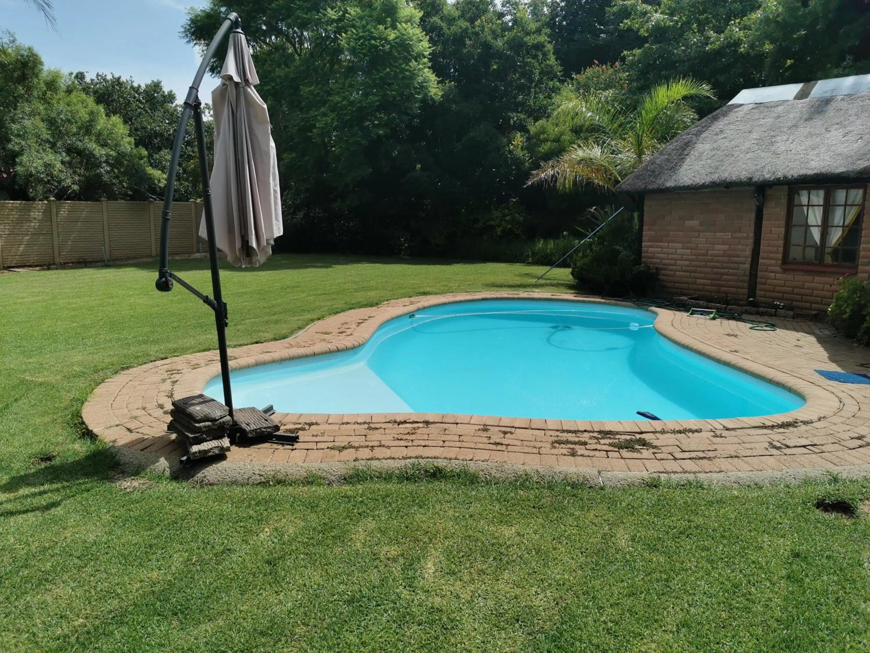 Gluckman Drive Guesthouse