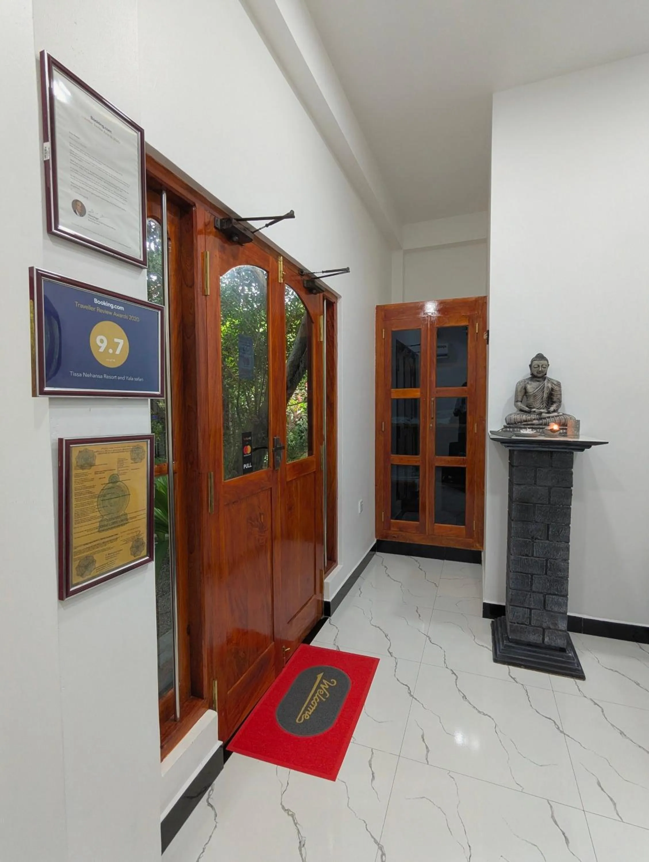 Lobby or reception in Nehansa Resort and safari