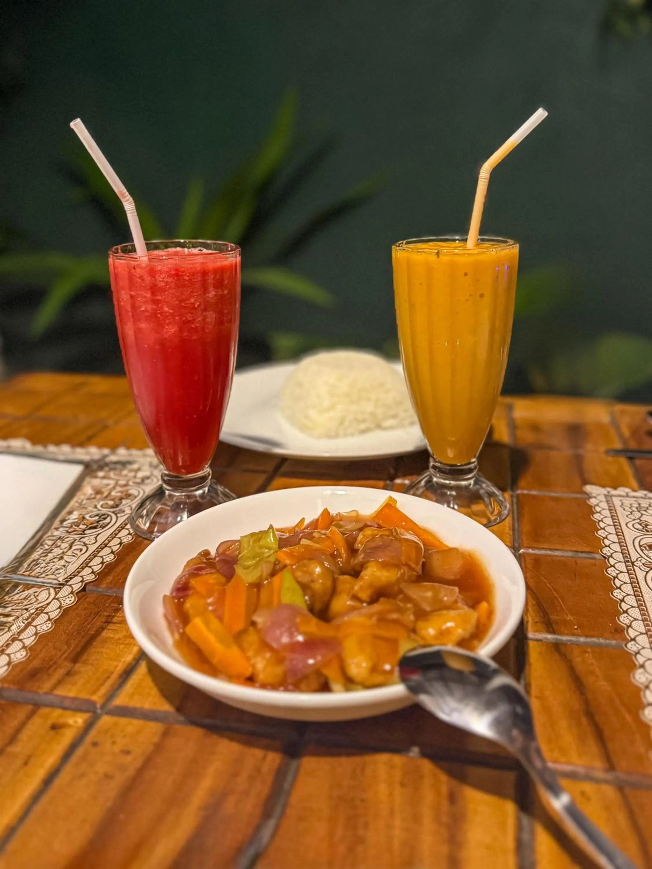 Restaurant/places to eat in Nehansa Resort and safari